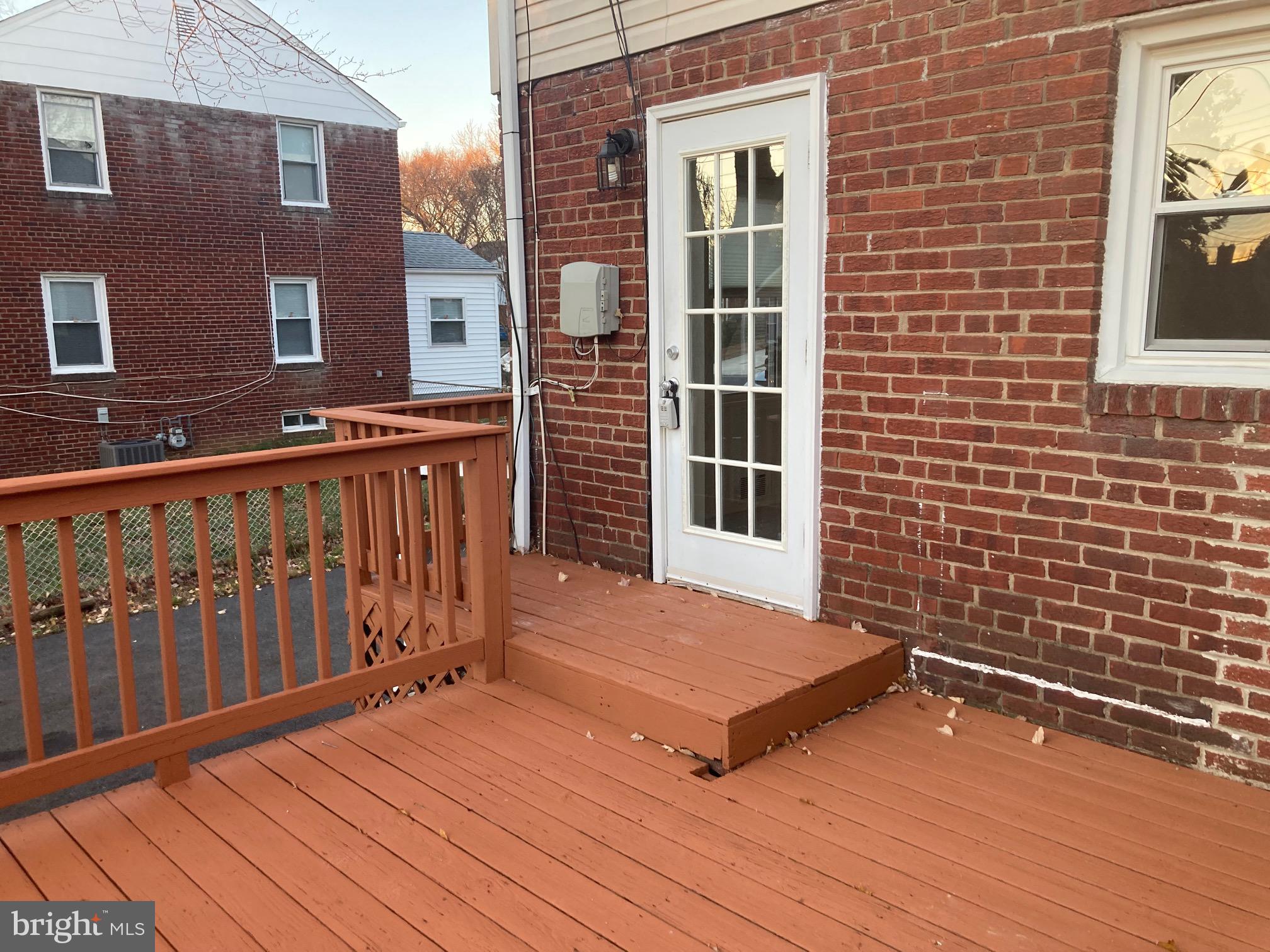 JEFFERSON MANOR - Residential Lease