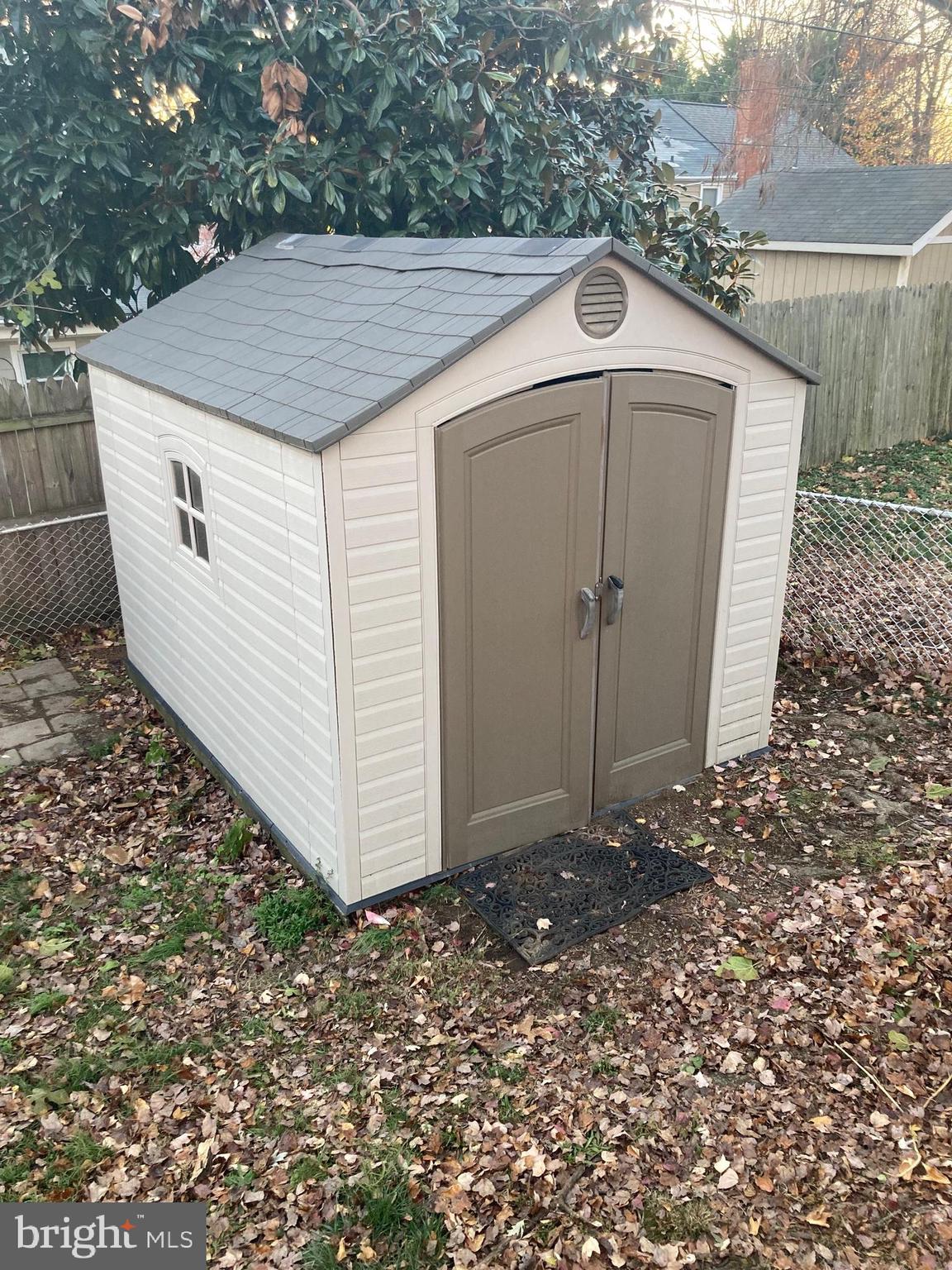 JEFFERSON MANOR - Residential Lease