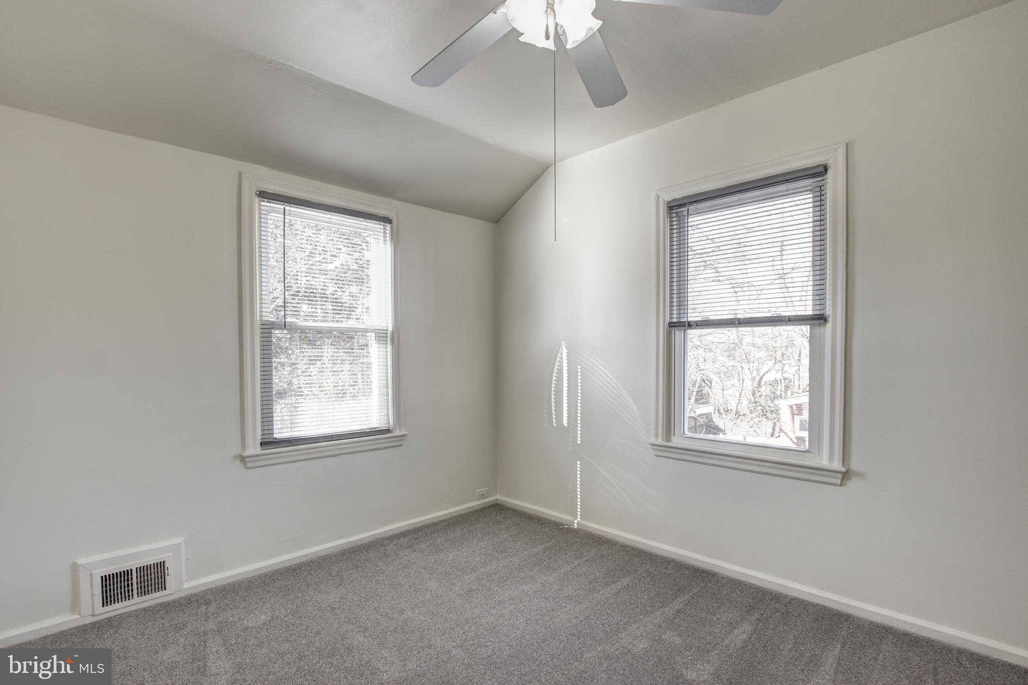 JEFFERSON MANOR - Residential Lease