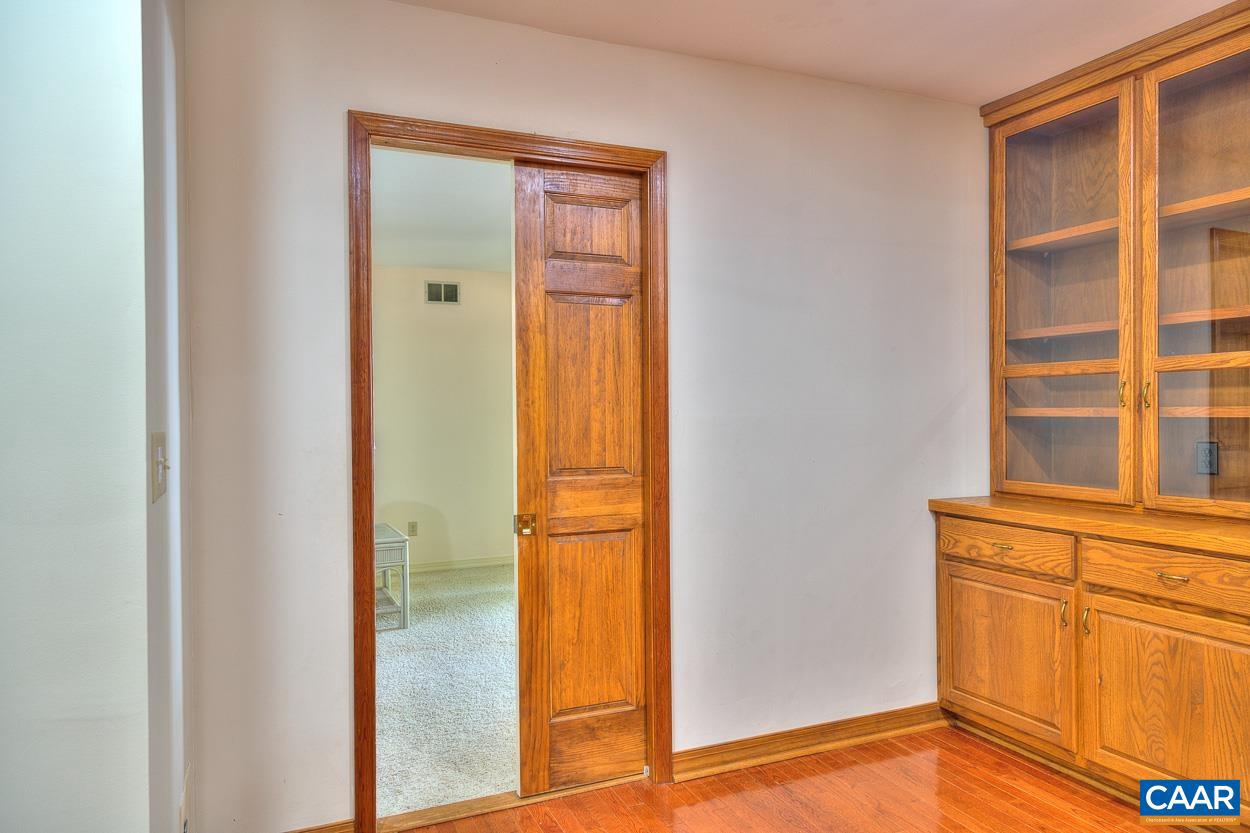 LAKE MONTICELLO - Residential