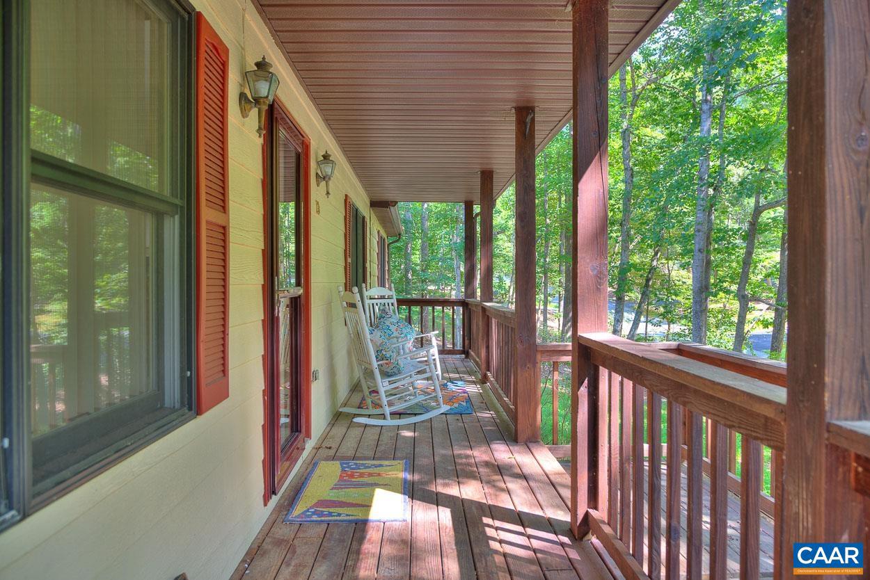 LAKE MONTICELLO - Residential