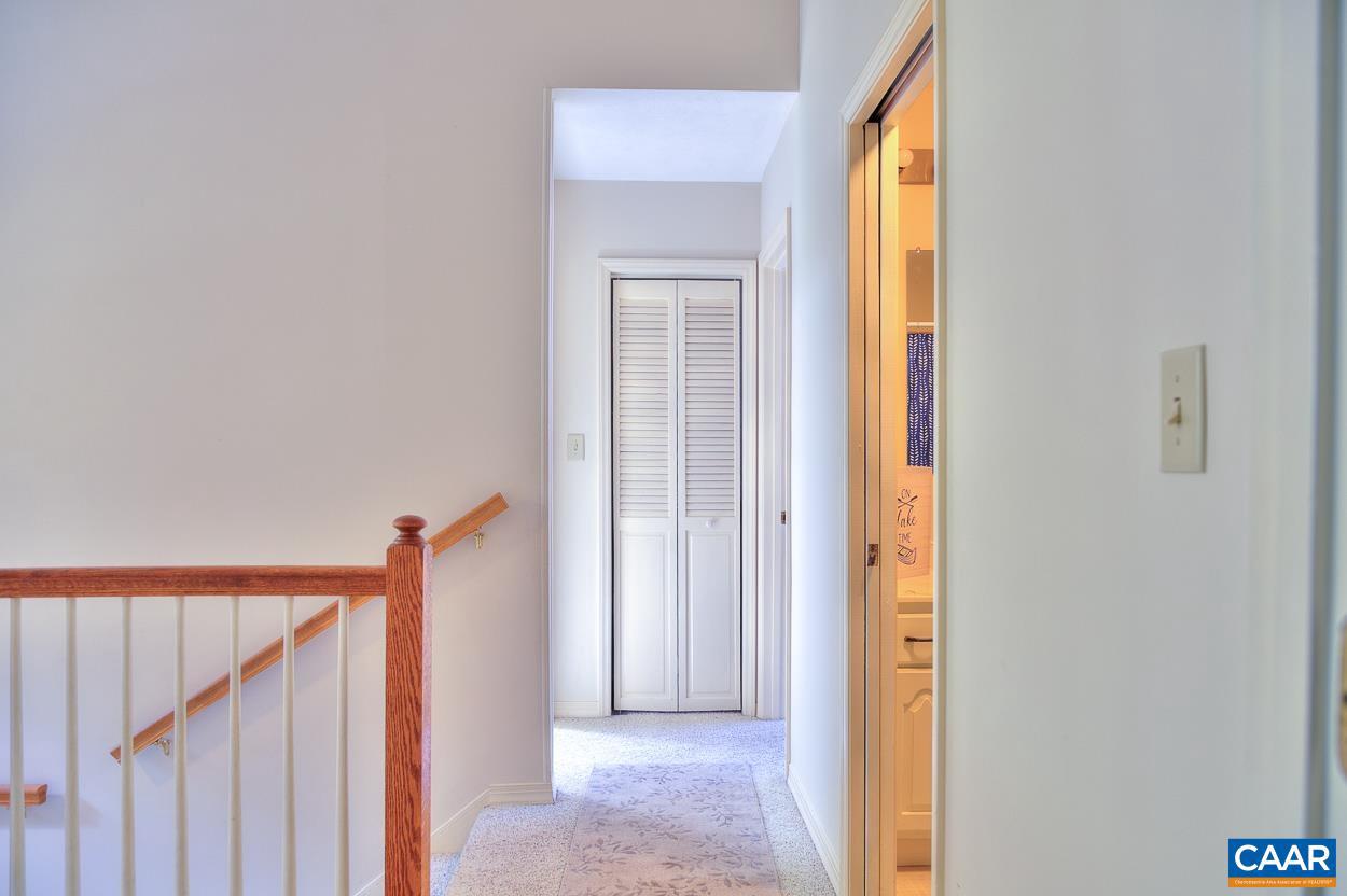 LAKE MONTICELLO - Residential