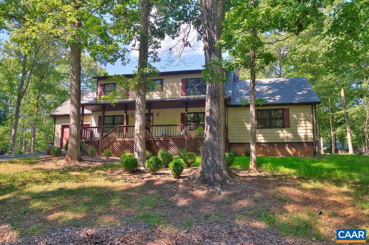 LAKE MONTICELLO - Residential