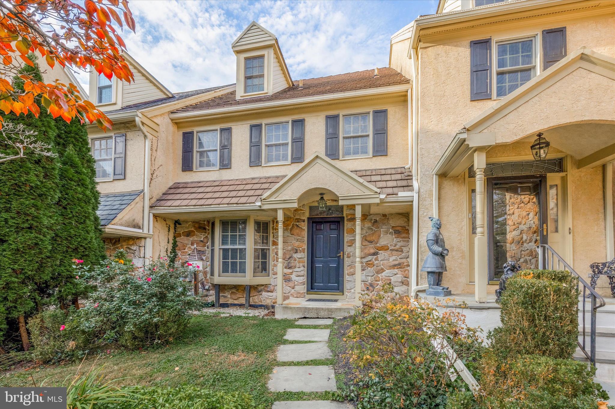 GLADWYNE - Residential