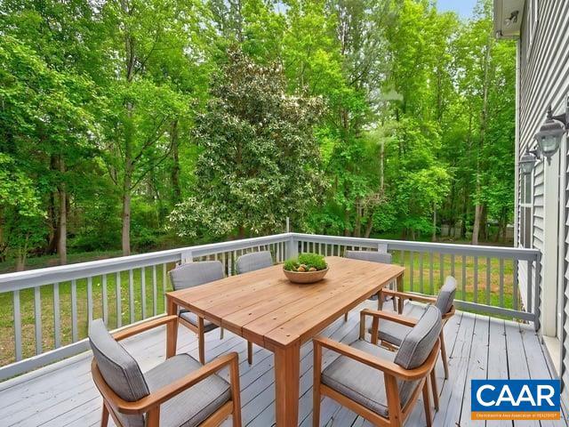 CROSS CREEK - Residential