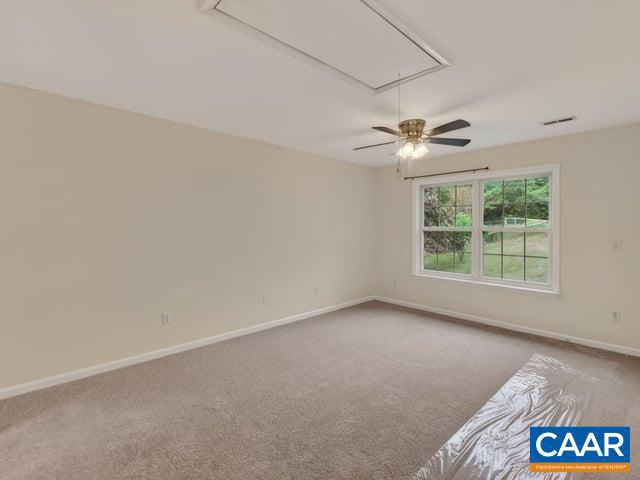 CROSS CREEK - Residential