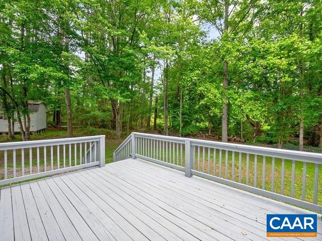 CROSS CREEK - Residential