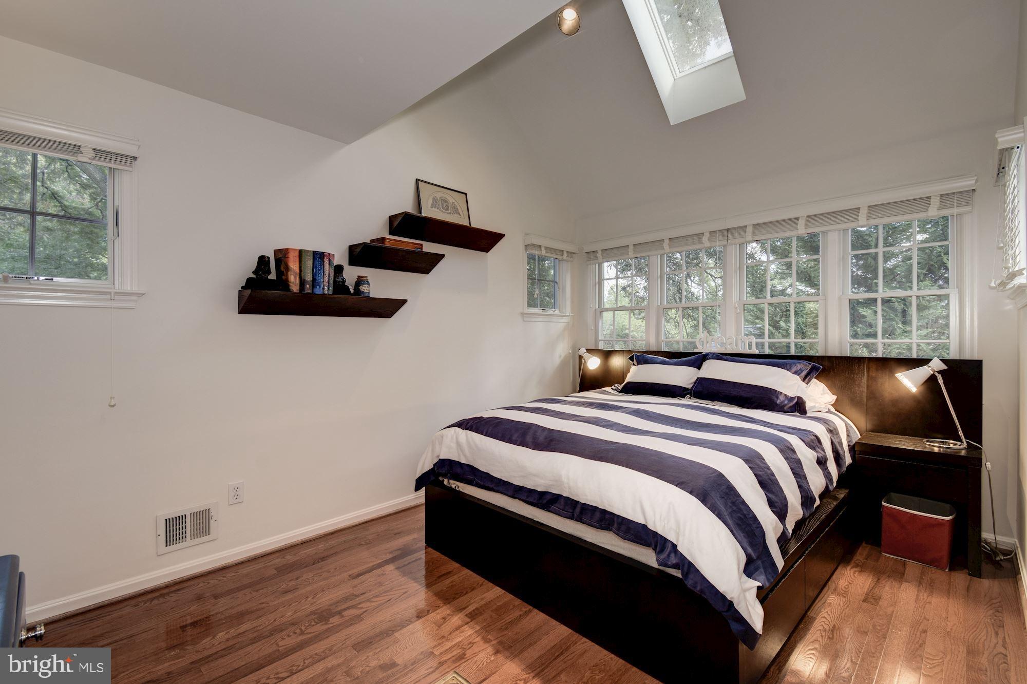 WELLINGTON - Residential