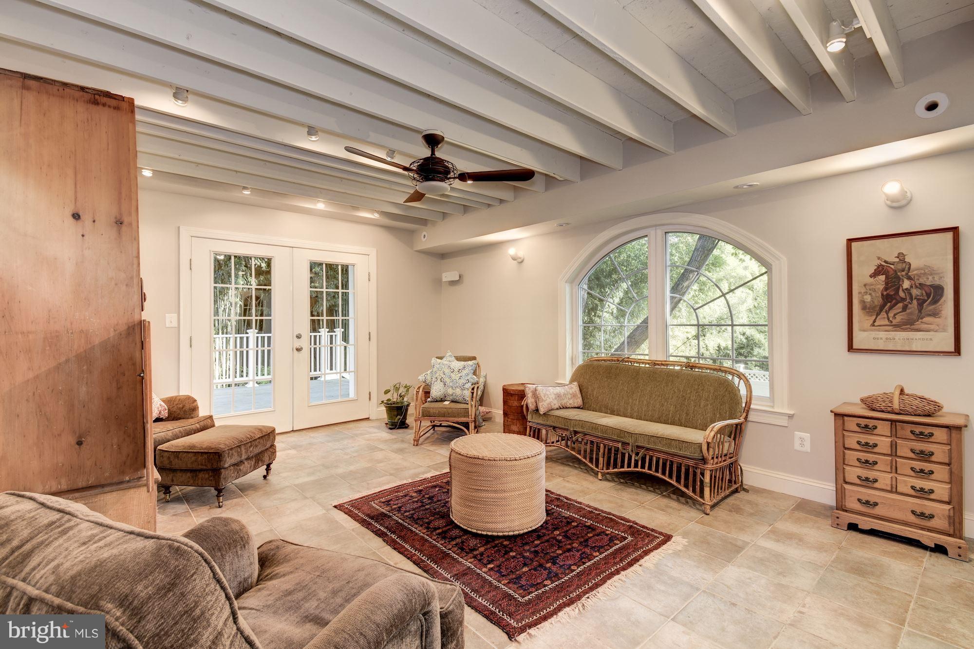 WELLINGTON - Residential