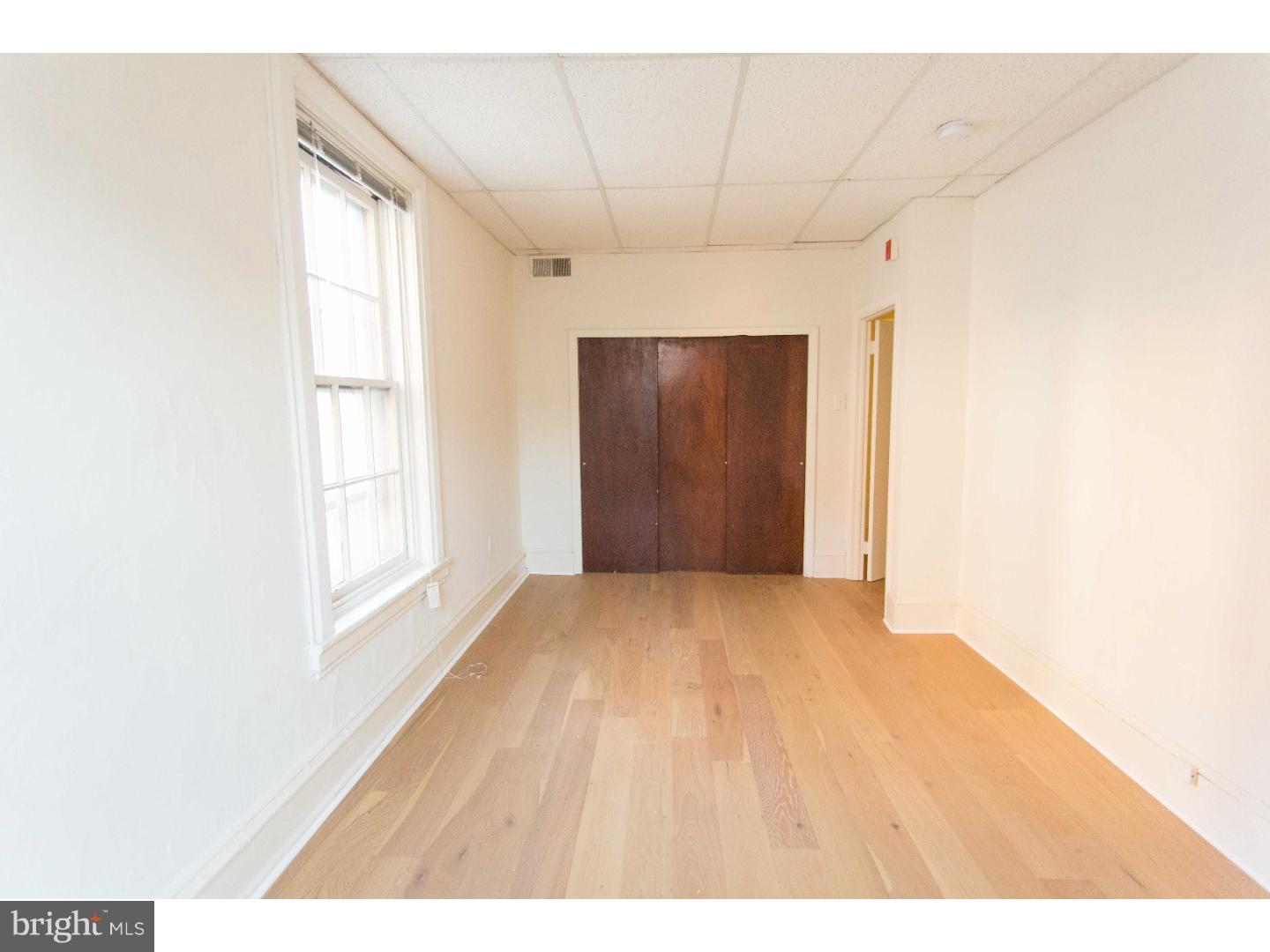 WASHINGTON SQ - Residential Lease