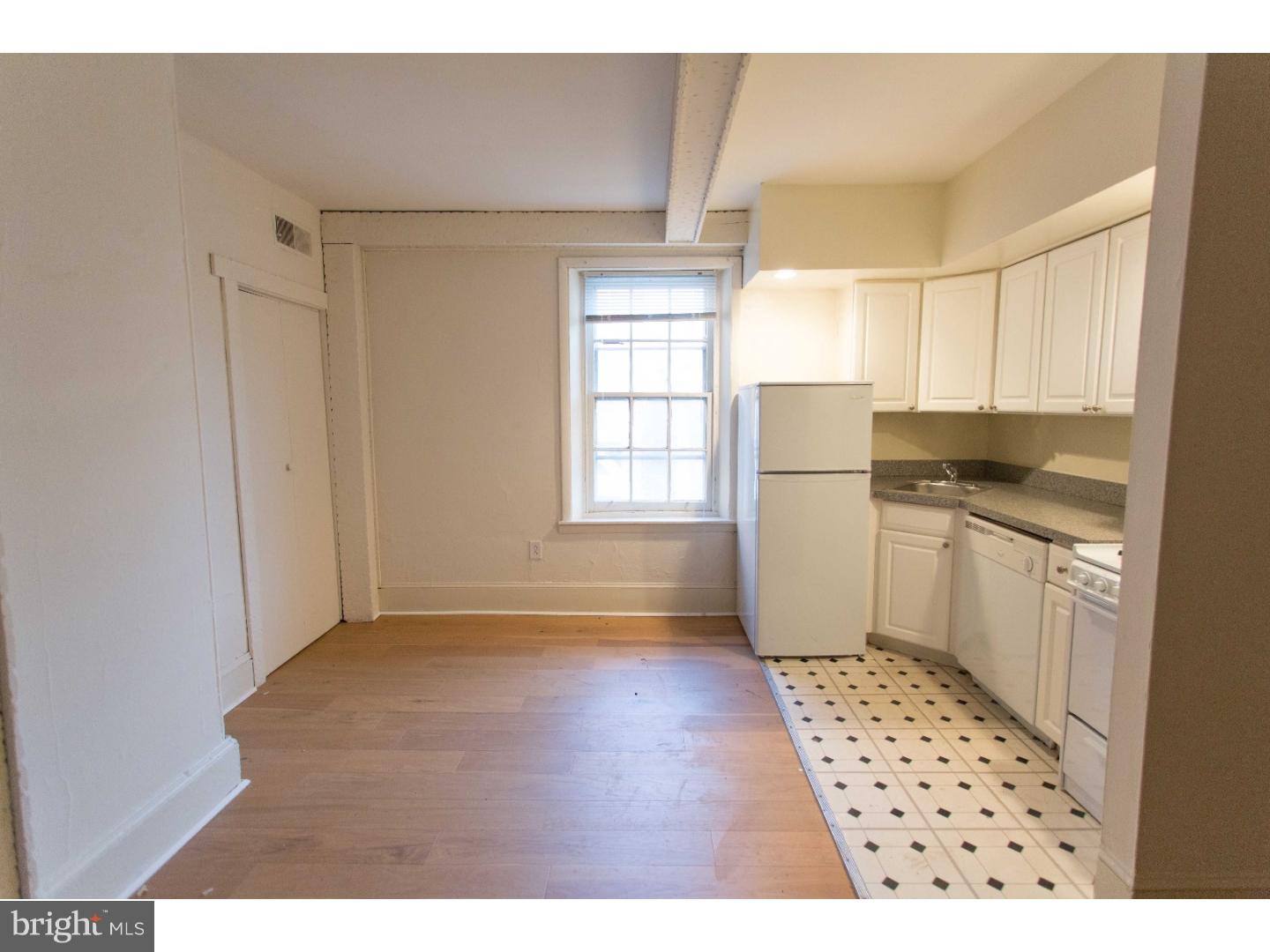 WASHINGTON SQ - Residential Lease