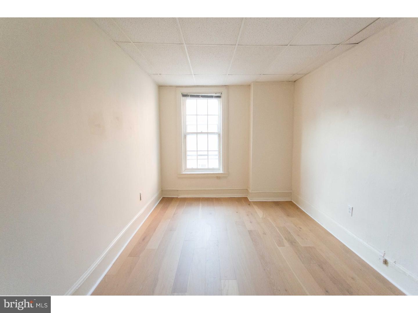 WASHINGTON SQ - Residential Lease