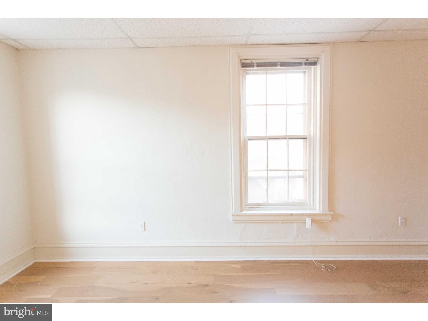 WASHINGTON SQ - Residential Lease