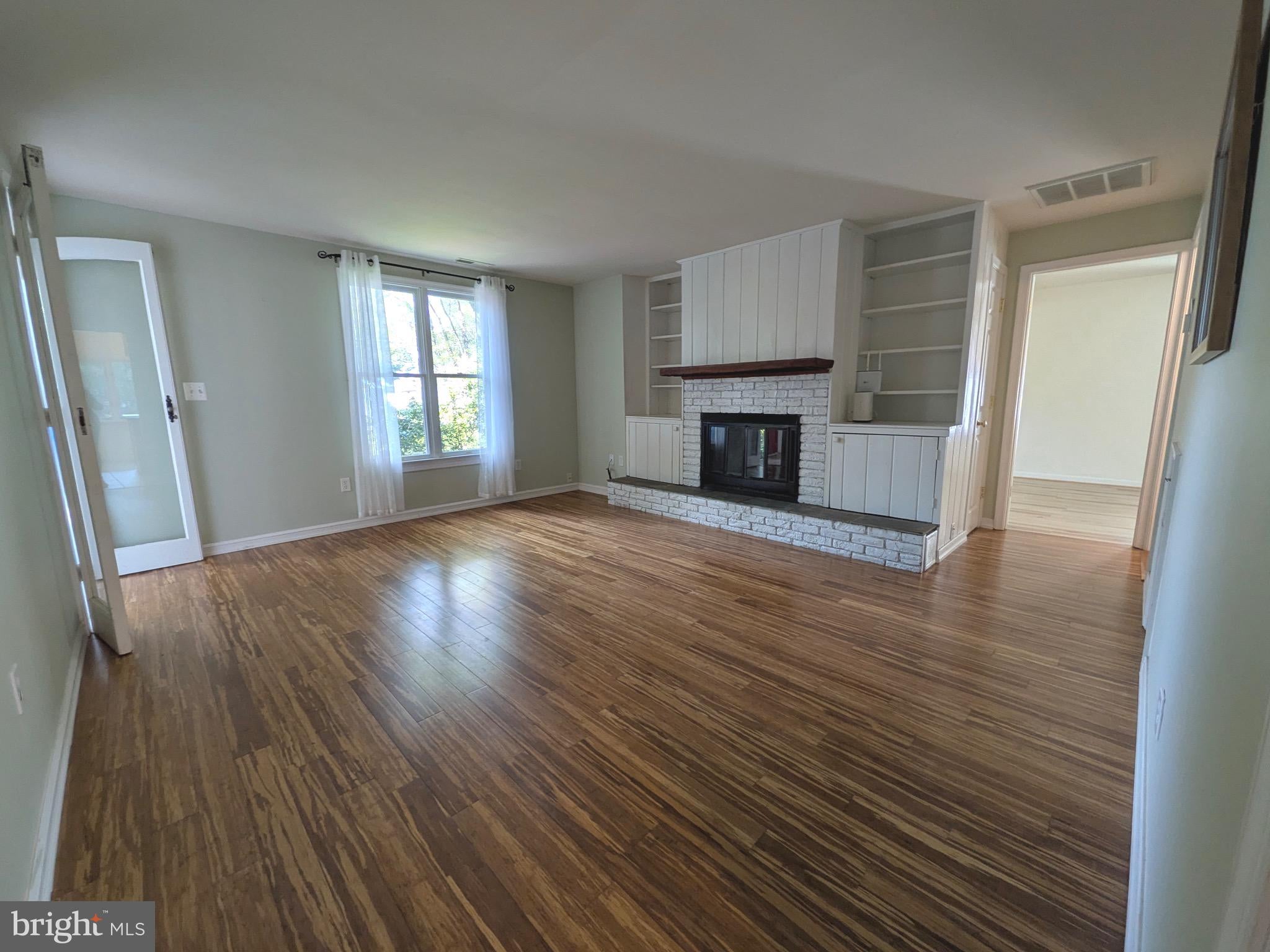 965 CHESTER RIVER DRIVE