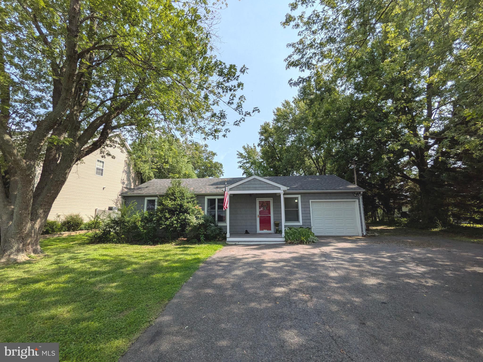 965 CHESTER RIVER DRIVE