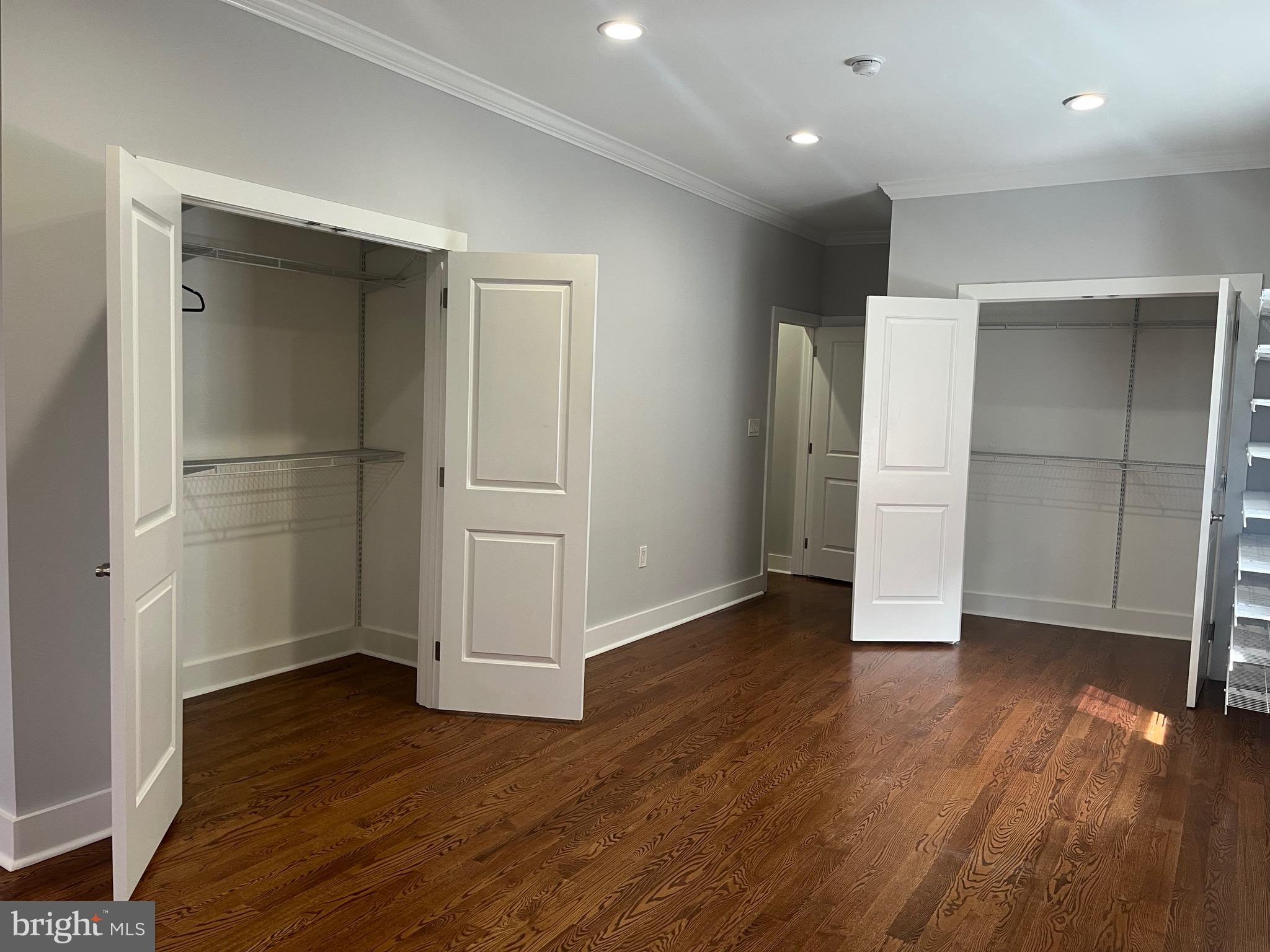 GERMANTOWN - Residential