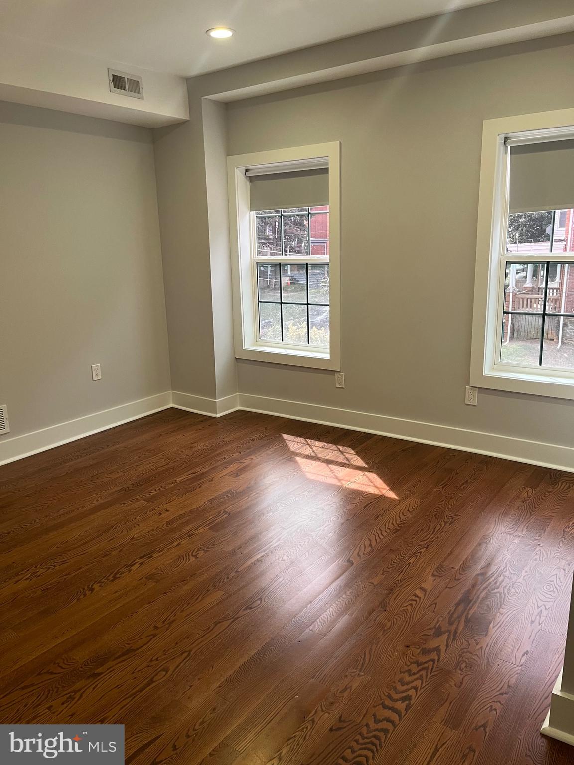 GERMANTOWN - Residential