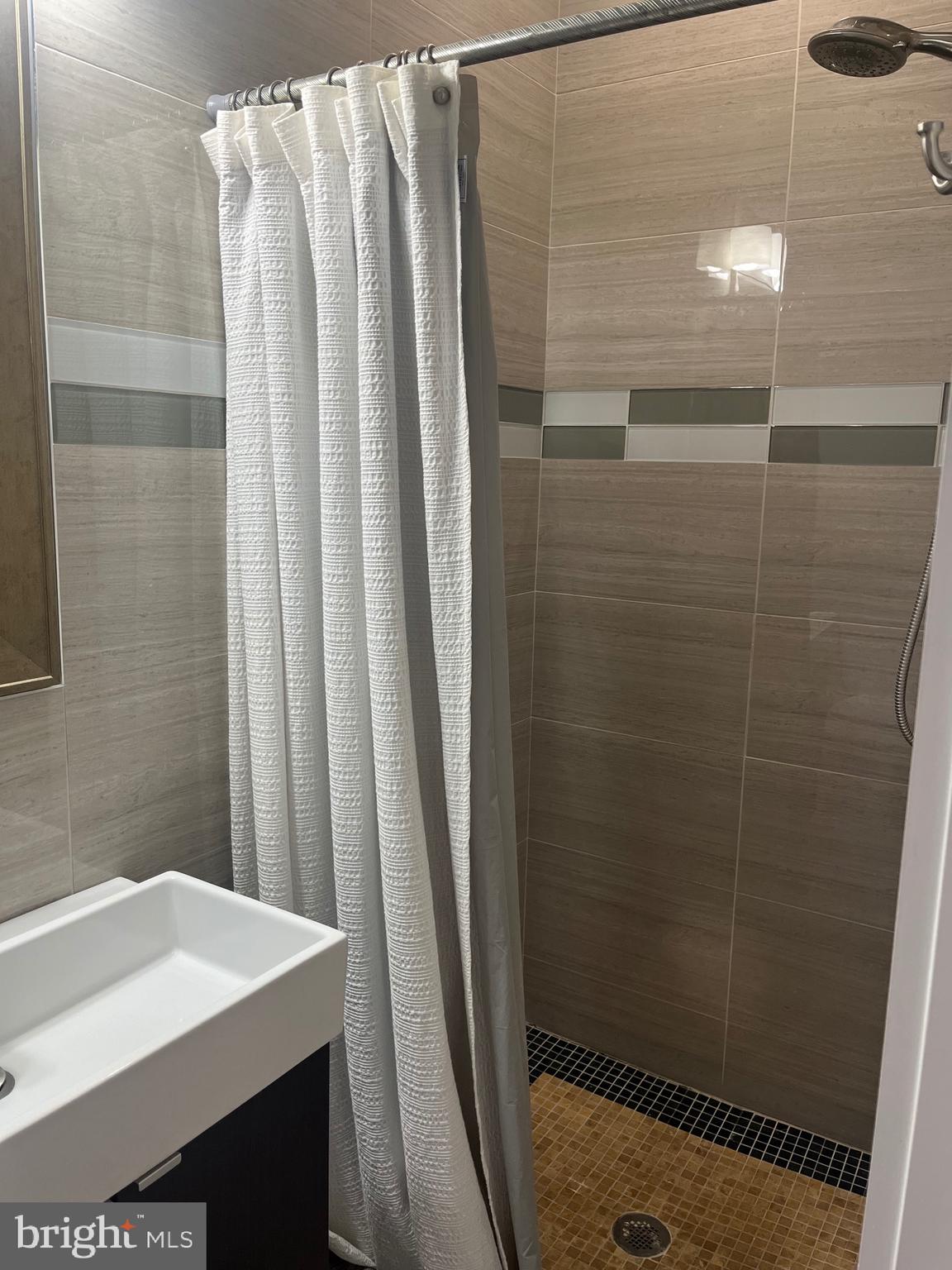 GERMANTOWN - Residential