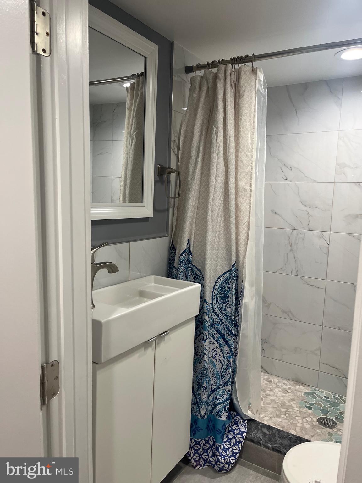 GERMANTOWN - Residential