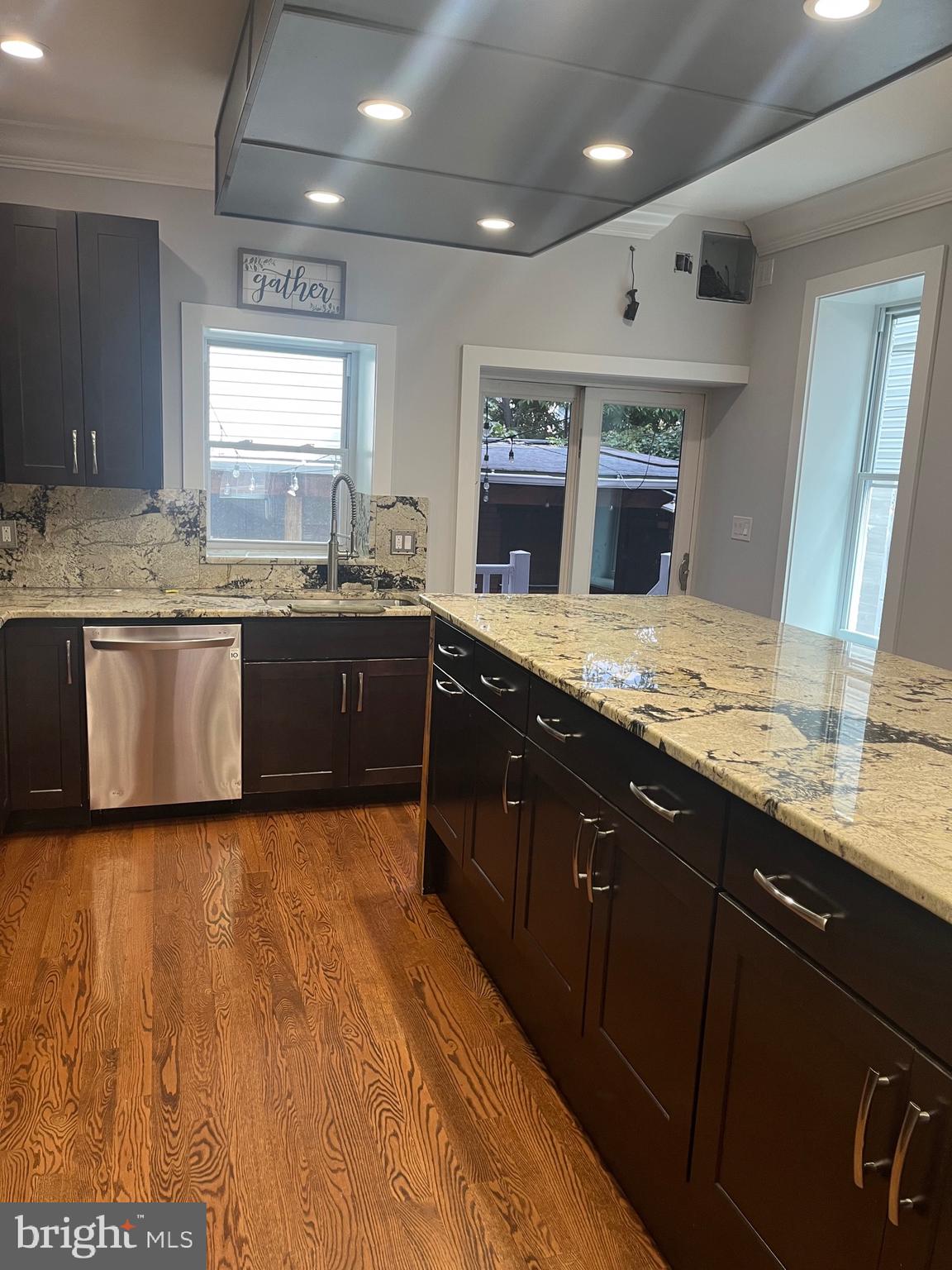 GERMANTOWN - Residential