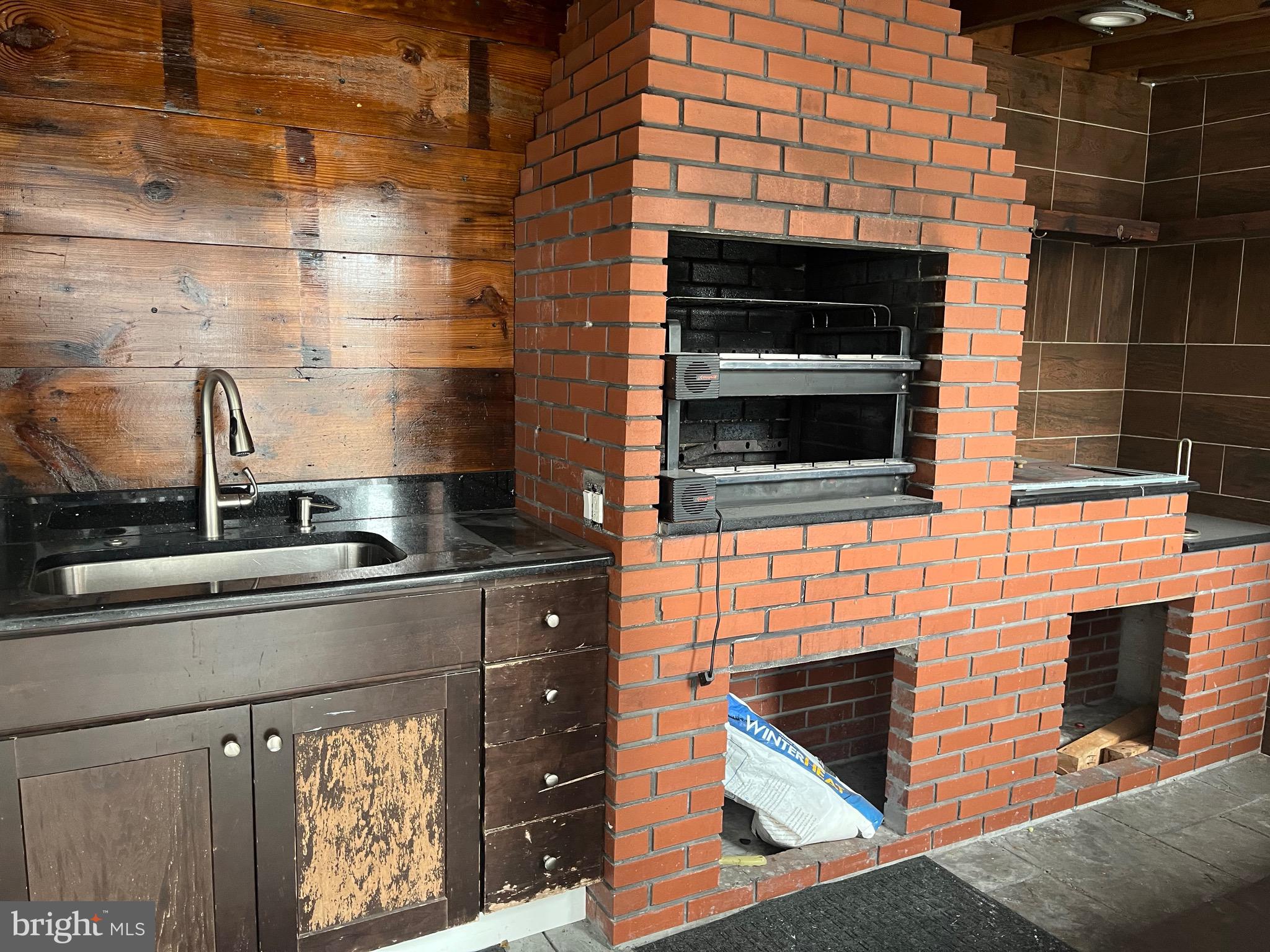 GERMANTOWN - Residential