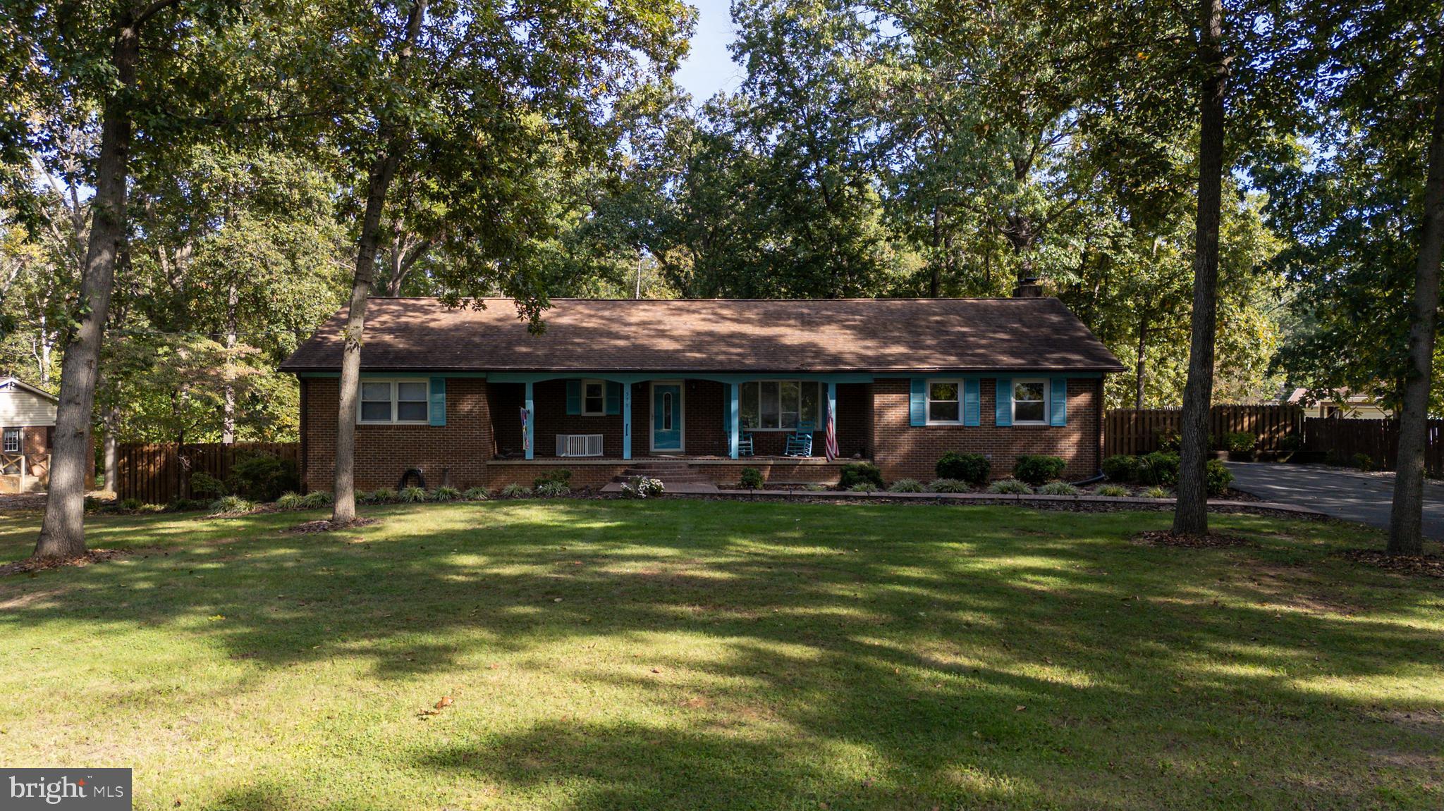 OLD FARMS - Residential