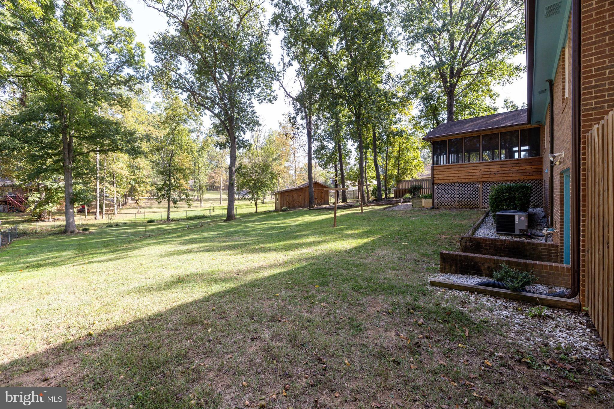 OLD FARMS - Residential