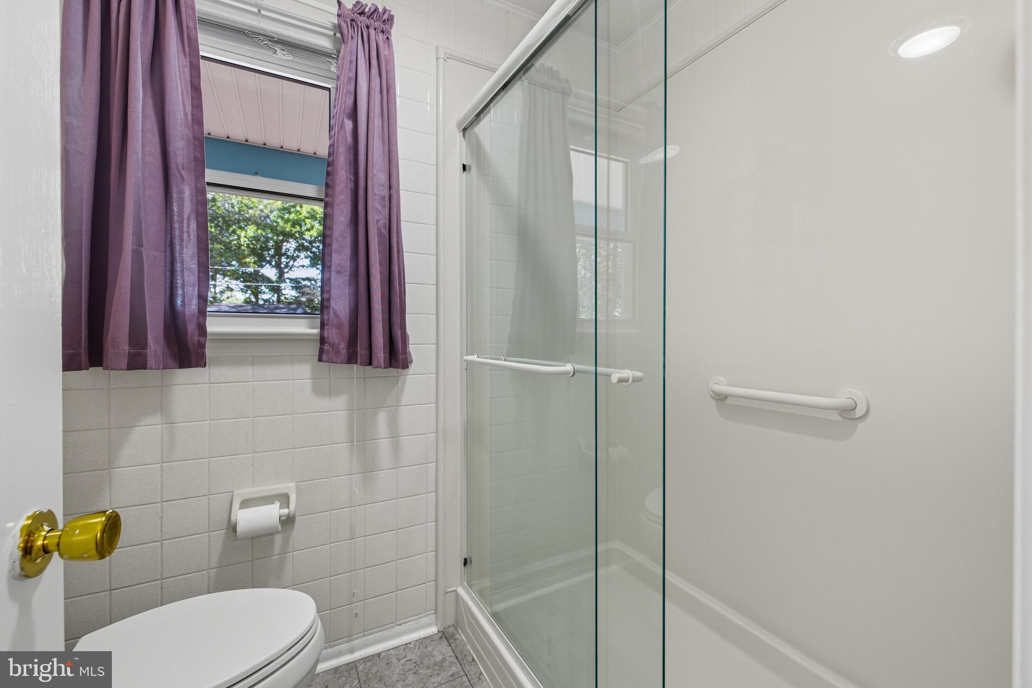 OLD FARMS - Residential