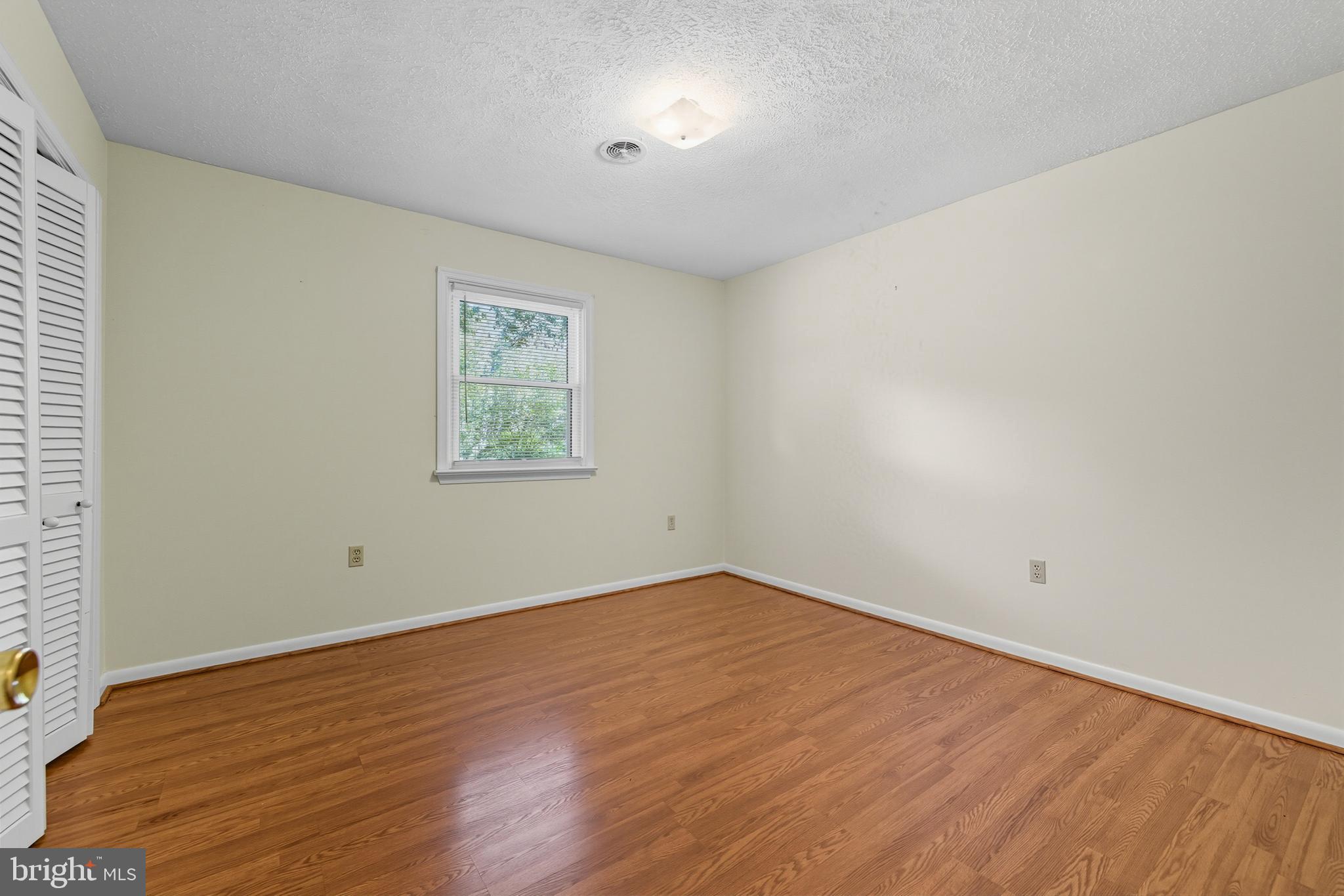 OLD FARMS - Residential