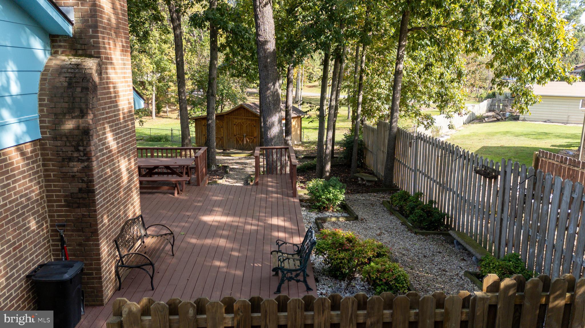 OLD FARMS - Residential