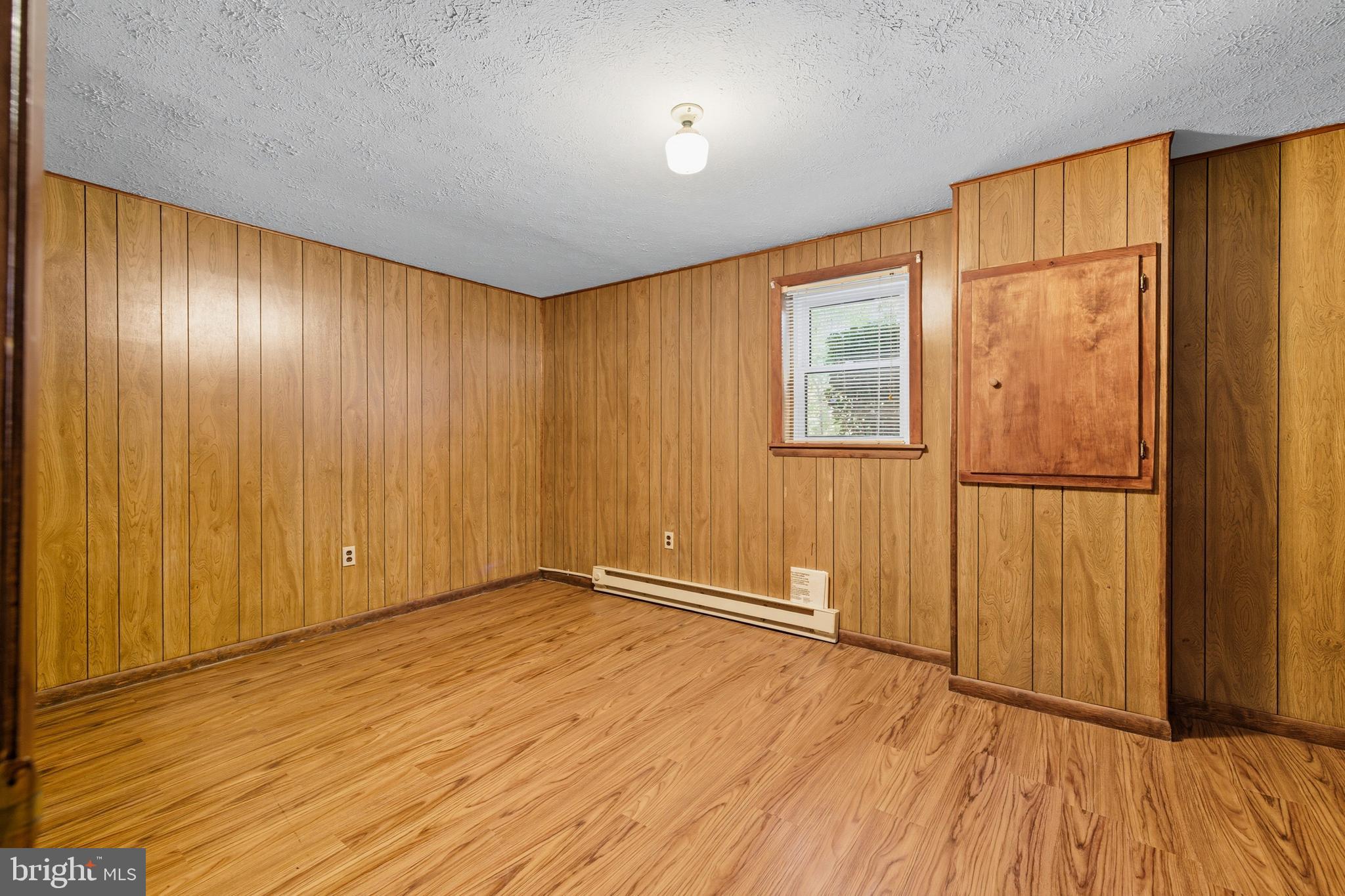 OLD FARMS - Residential