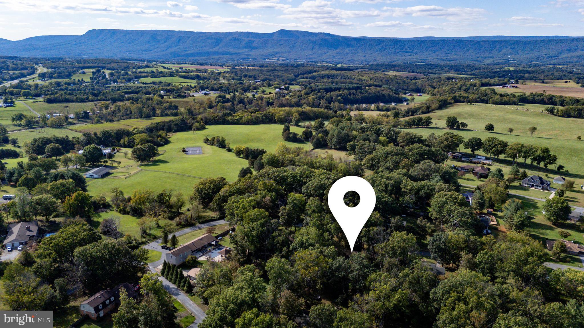 OLD FARMS - Residential