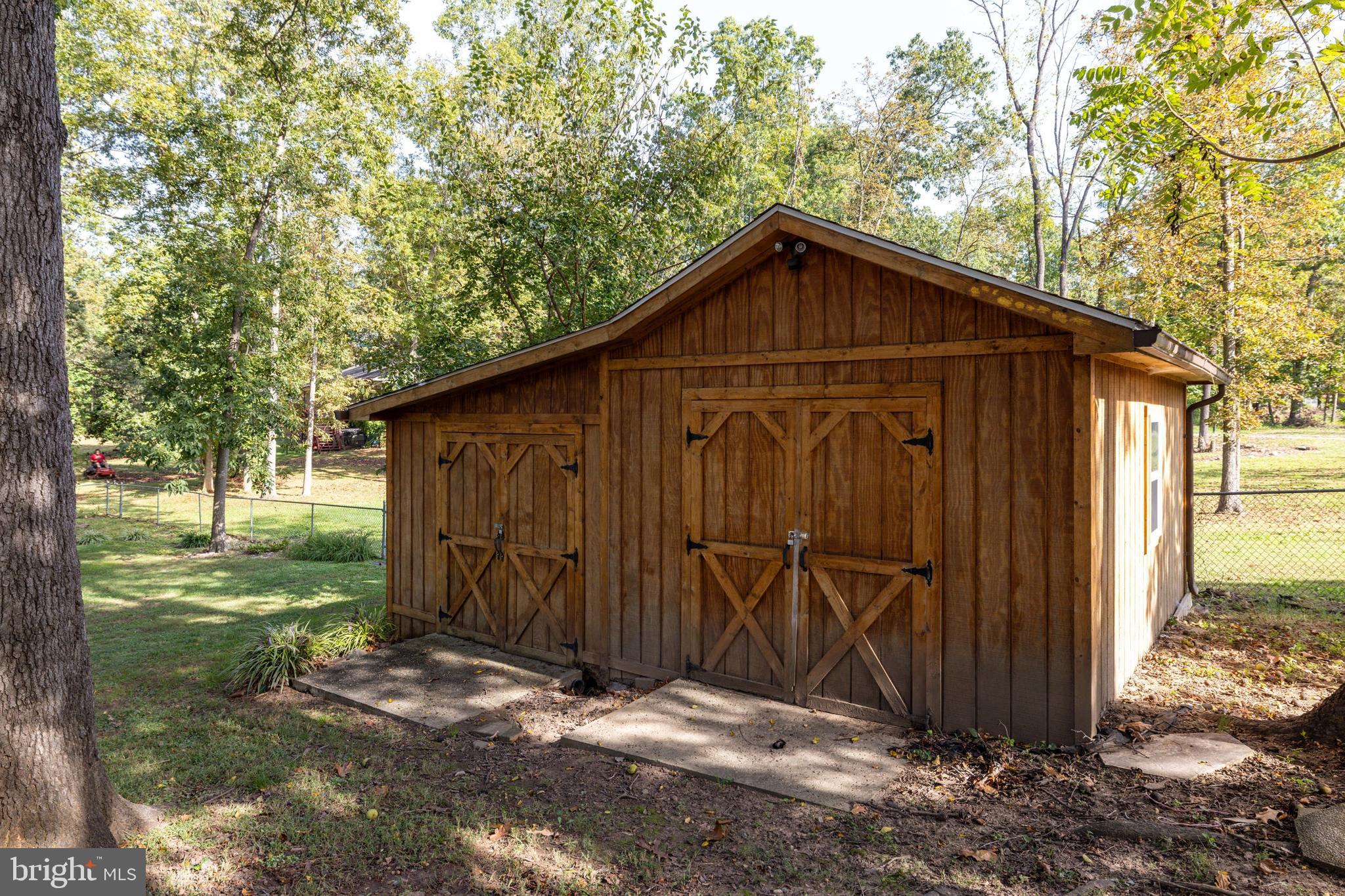OLD FARMS - Residential