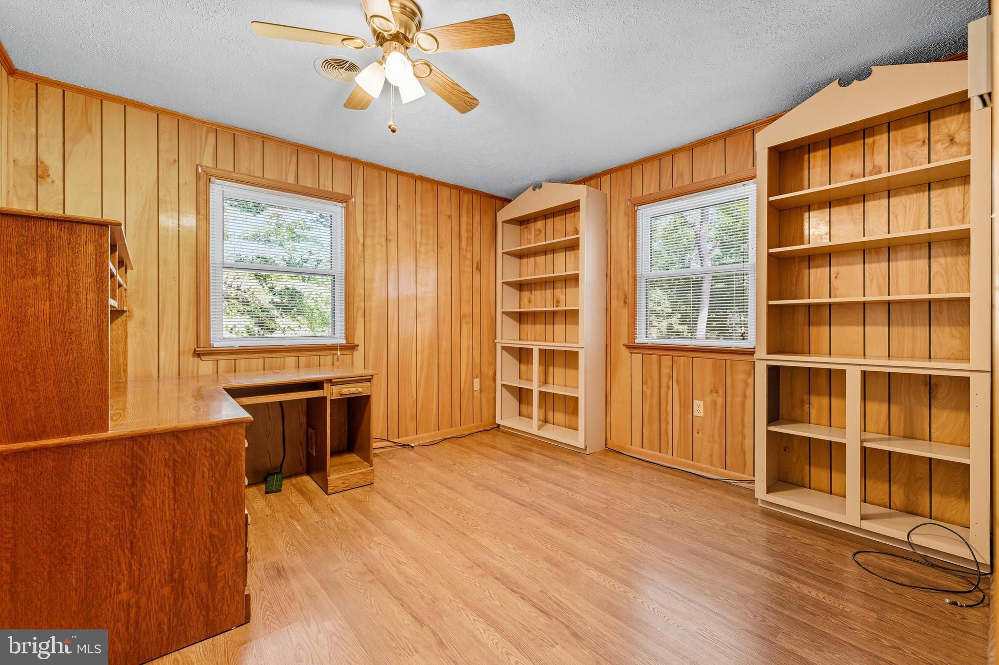 OLD FARMS - Residential