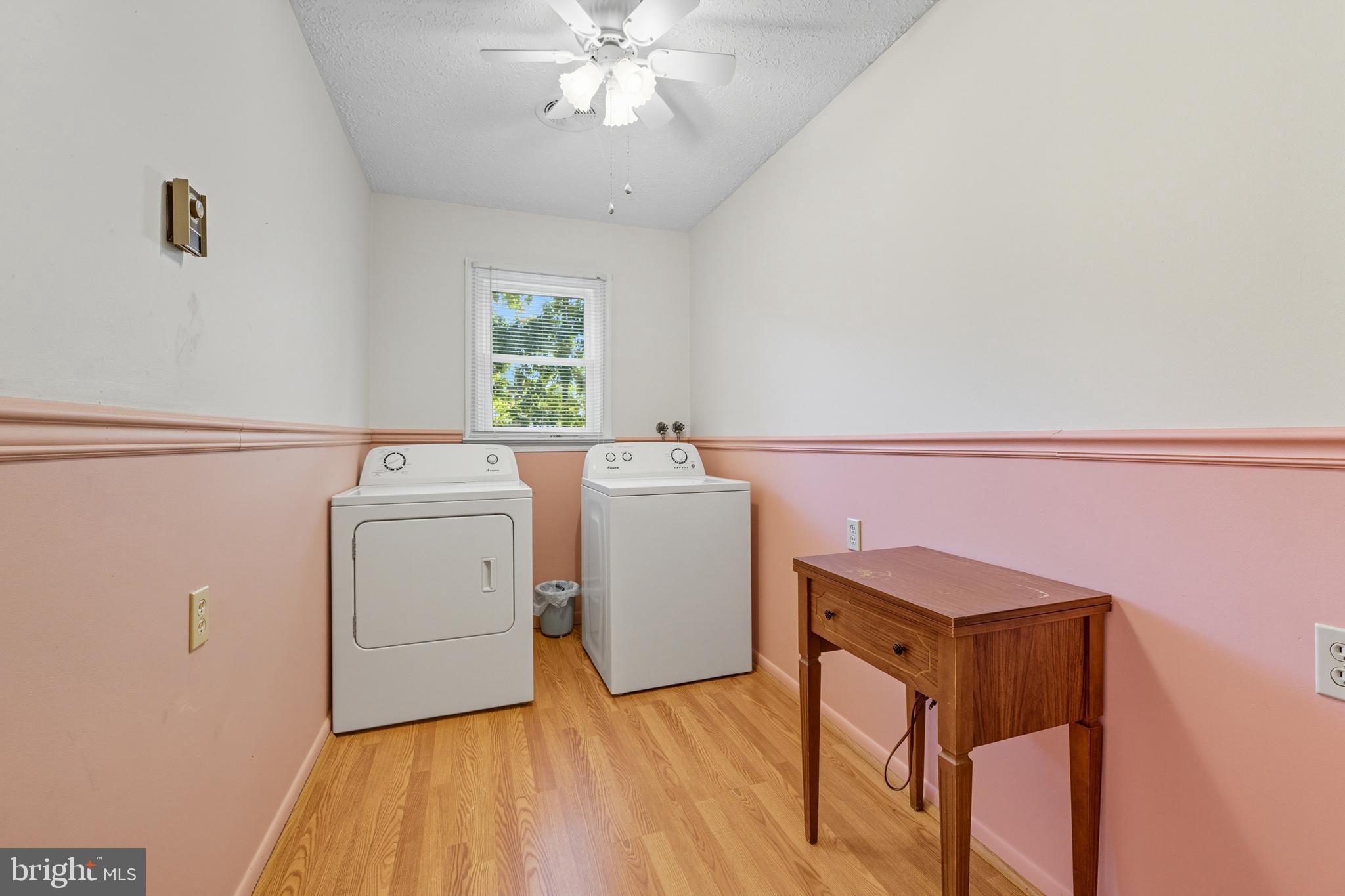 OLD FARMS - Residential