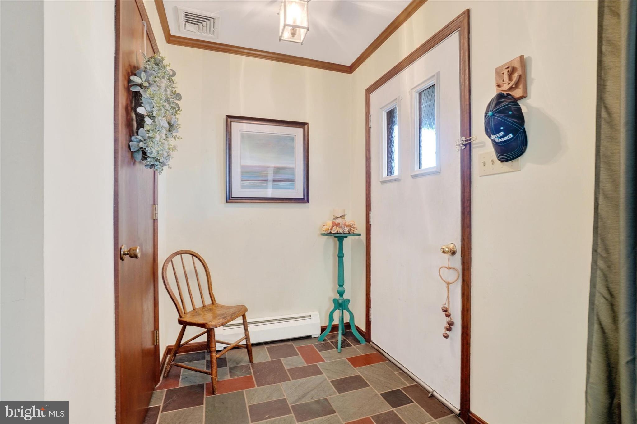 253 E HIGH STREET