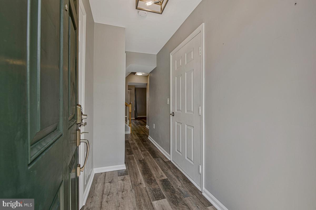 2304 KEZEY COURT