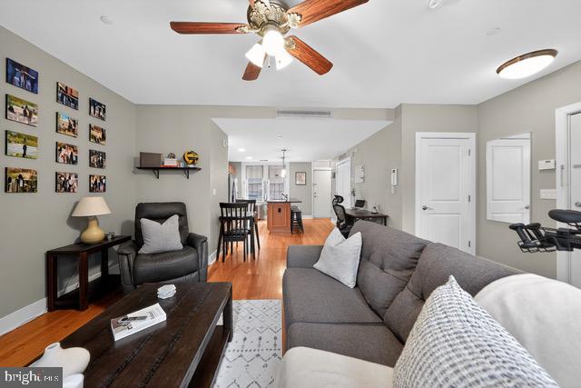 UNIVERSITY CITY - Residential