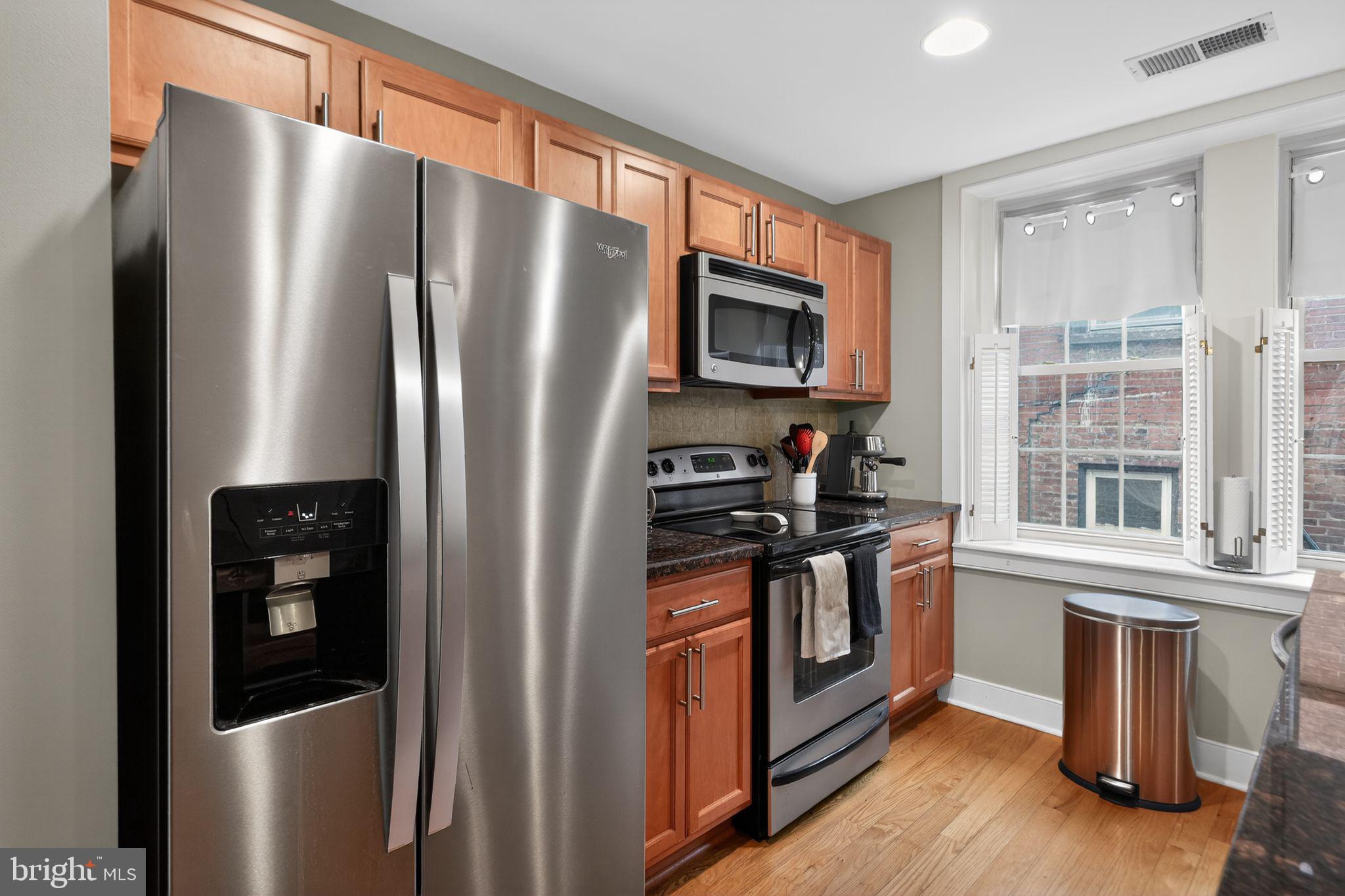 UNIVERSITY CITY - Residential