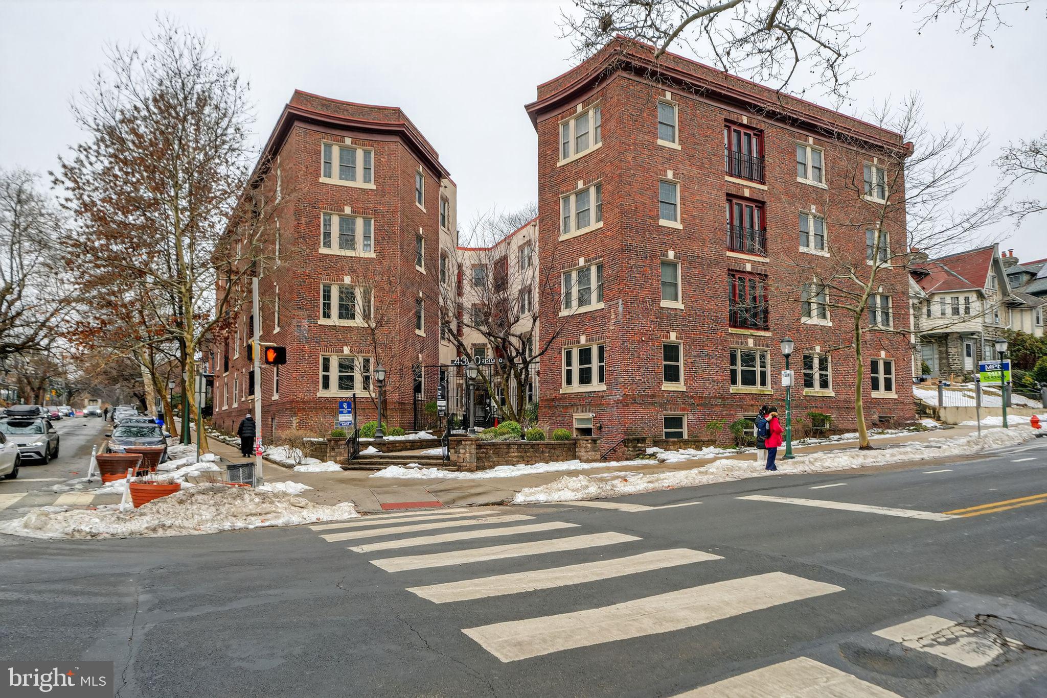 UNIVERSITY CITY - Residential