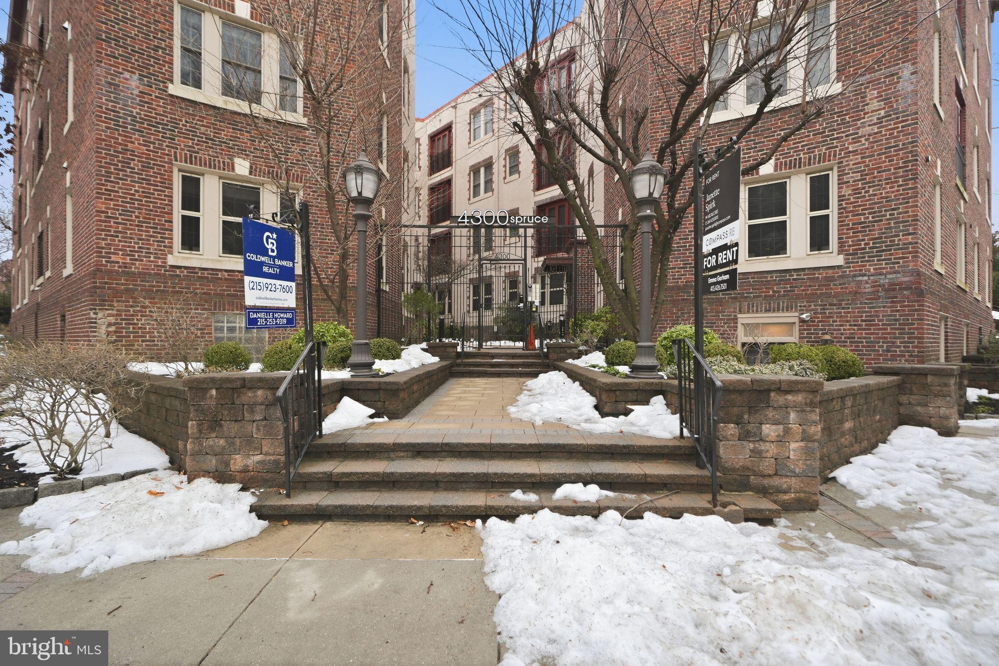 UNIVERSITY CITY - Residential