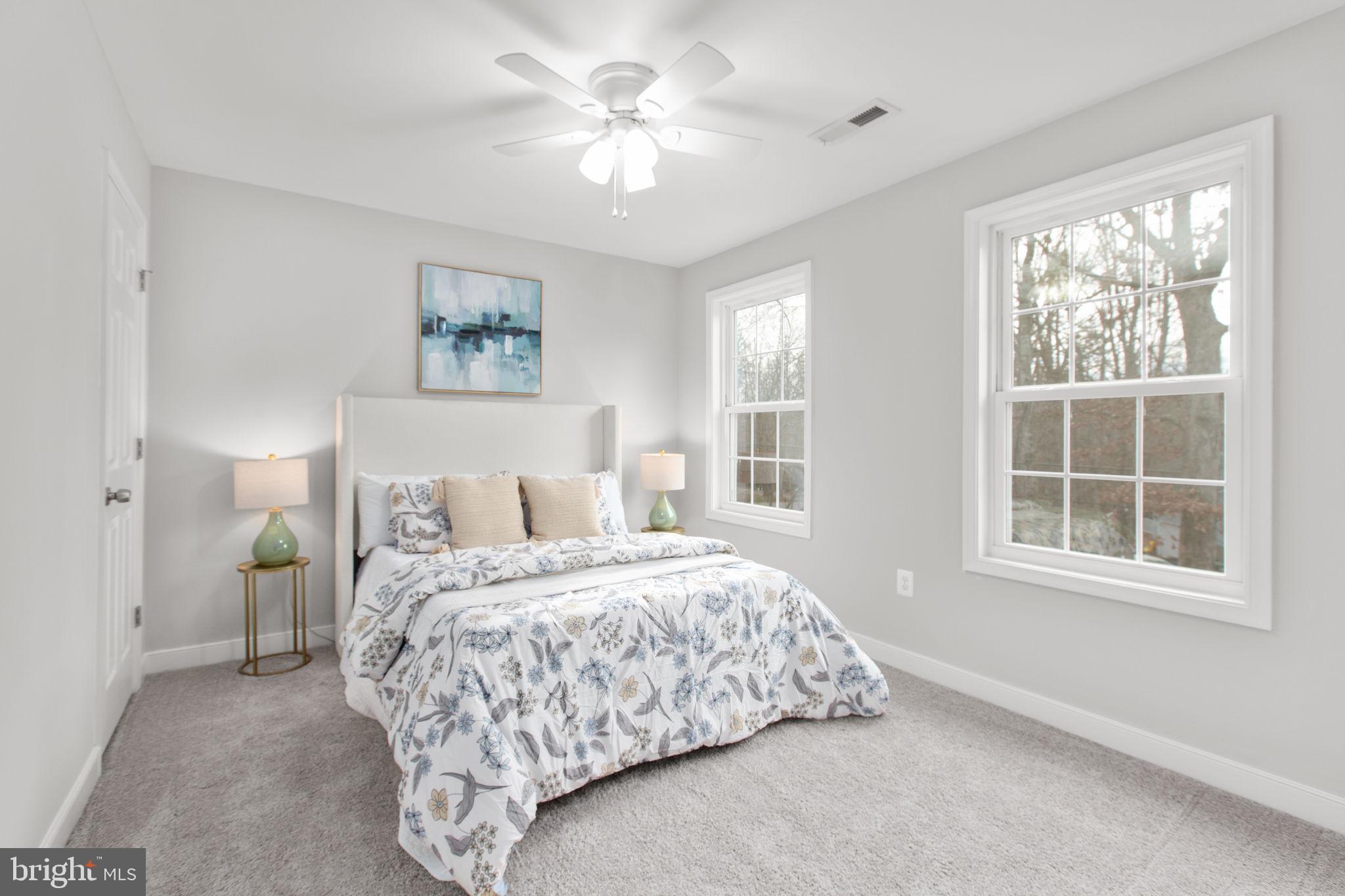 LAKE WILDERNESS - Residential