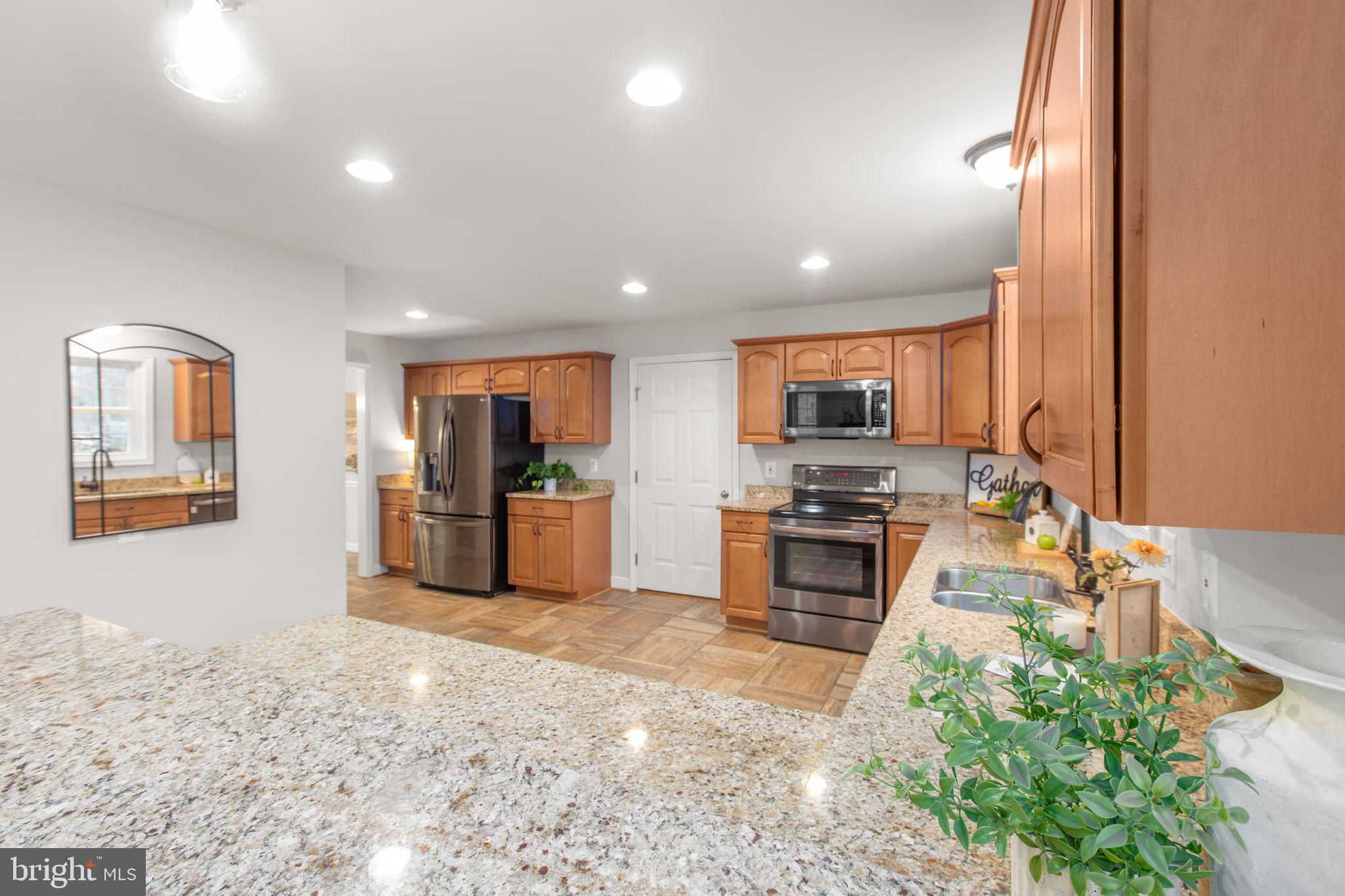 LAKE WILDERNESS - Residential