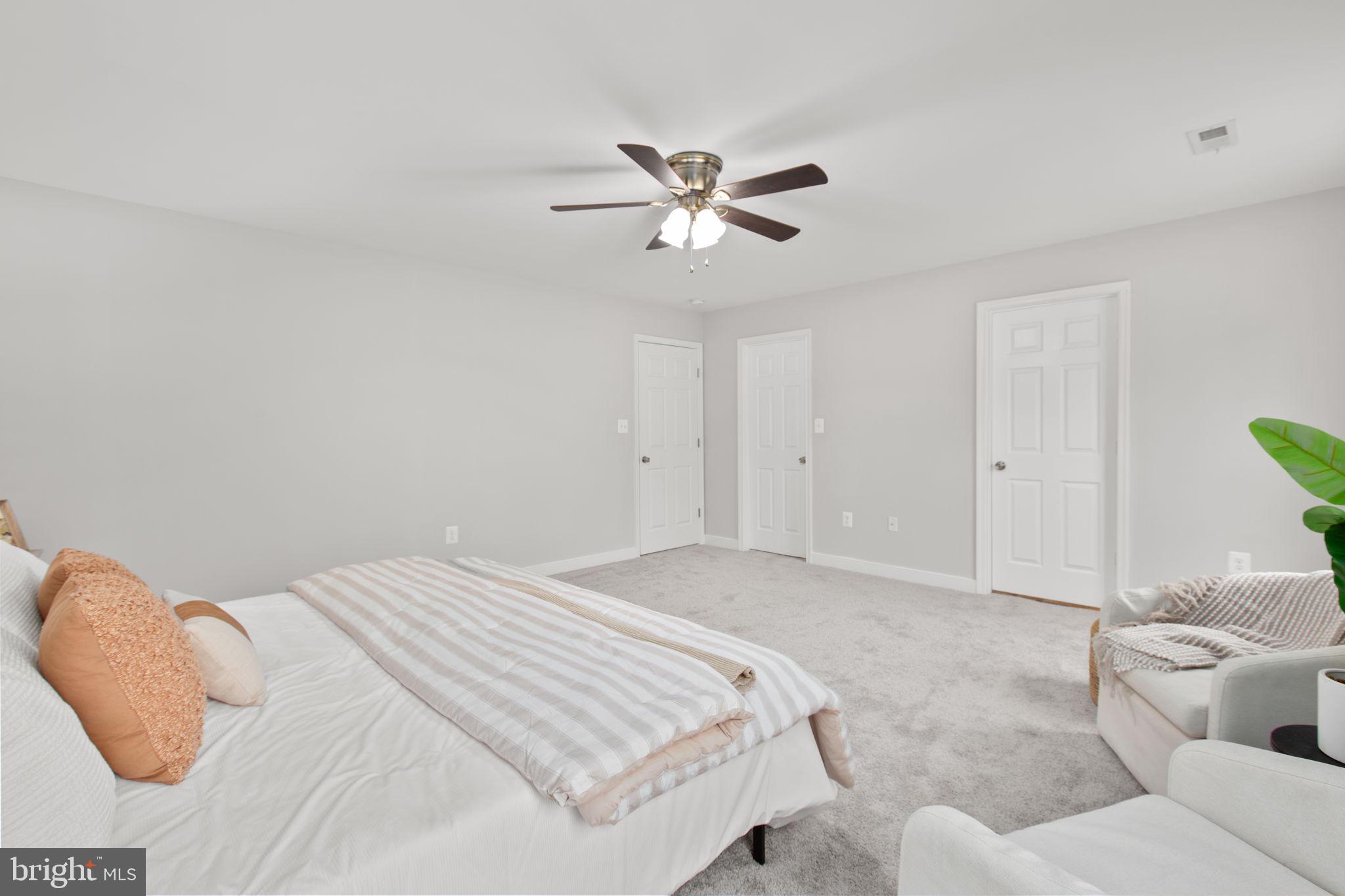 LAKE WILDERNESS - Residential