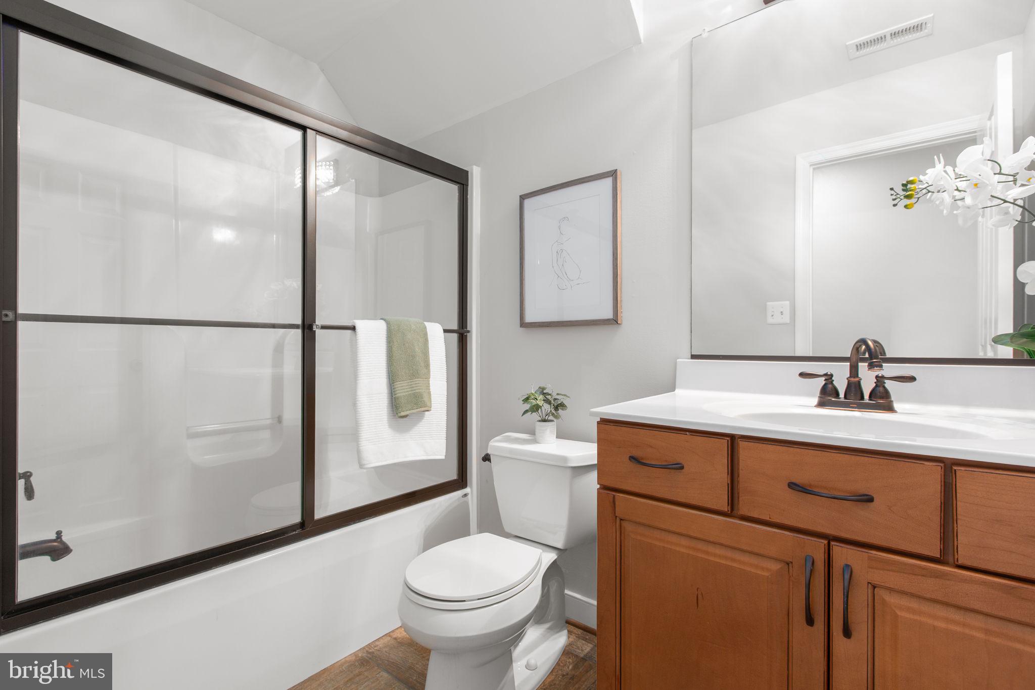 LAKE WILDERNESS - Residential