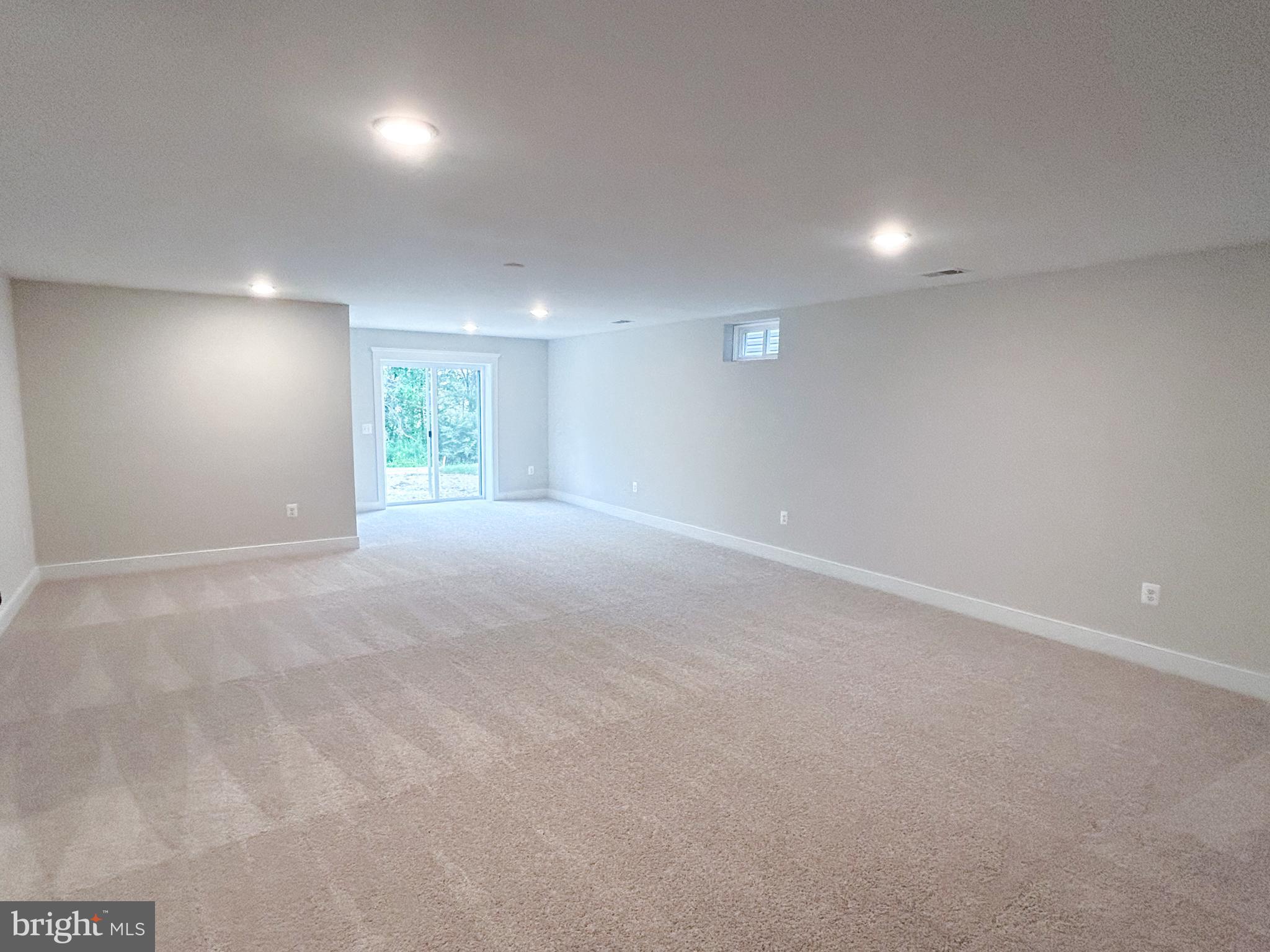 HIATT POINTE AT SNOWDEN BRIDGE - Residential