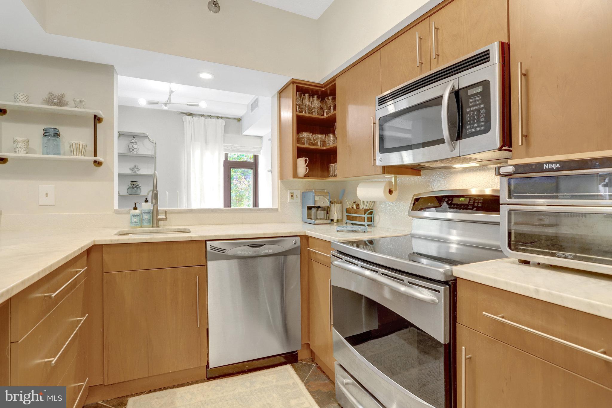 2400 CLARENDON BOULEVARD 105