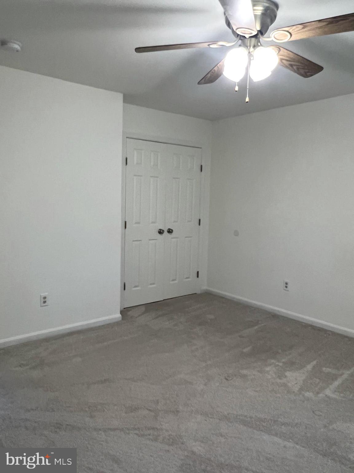 BETSYS WOODS - Residential Lease