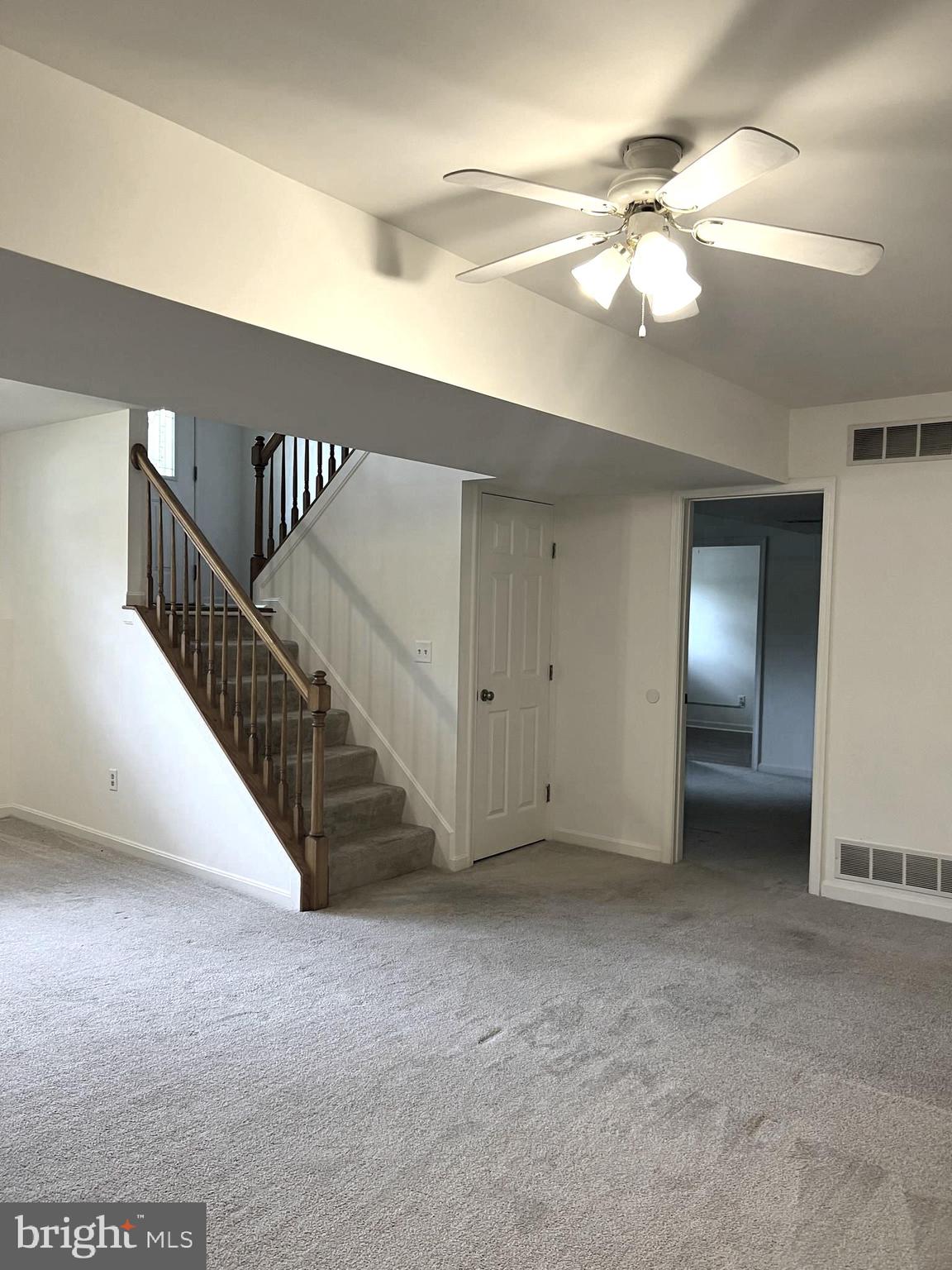 BETSYS WOODS - Residential Lease