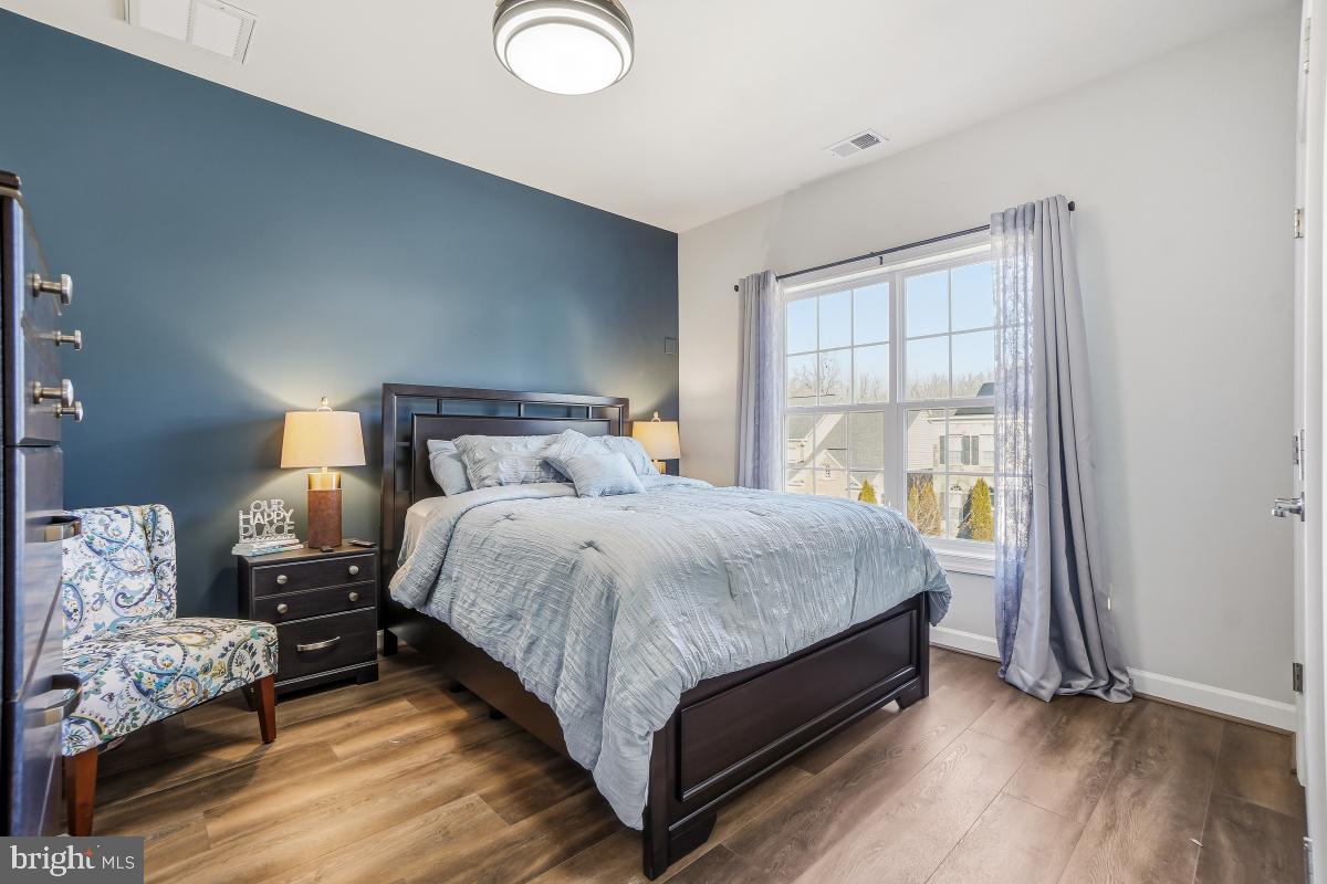 BALMORAL-PLAT 10> - Residential